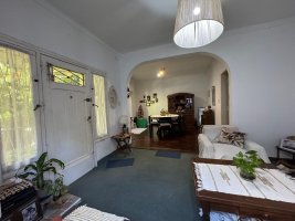 Casa de 3 dormitorios + Casa pequeña al fondo