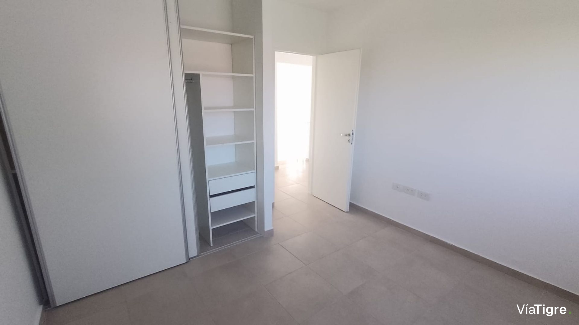 Alquiler Casa De 3 Ambientes Villanueva