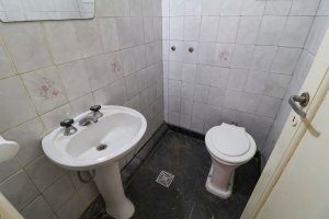 VENTA 2 LOCALES COMERCIALES Y CASA 5 amb / PARQUE