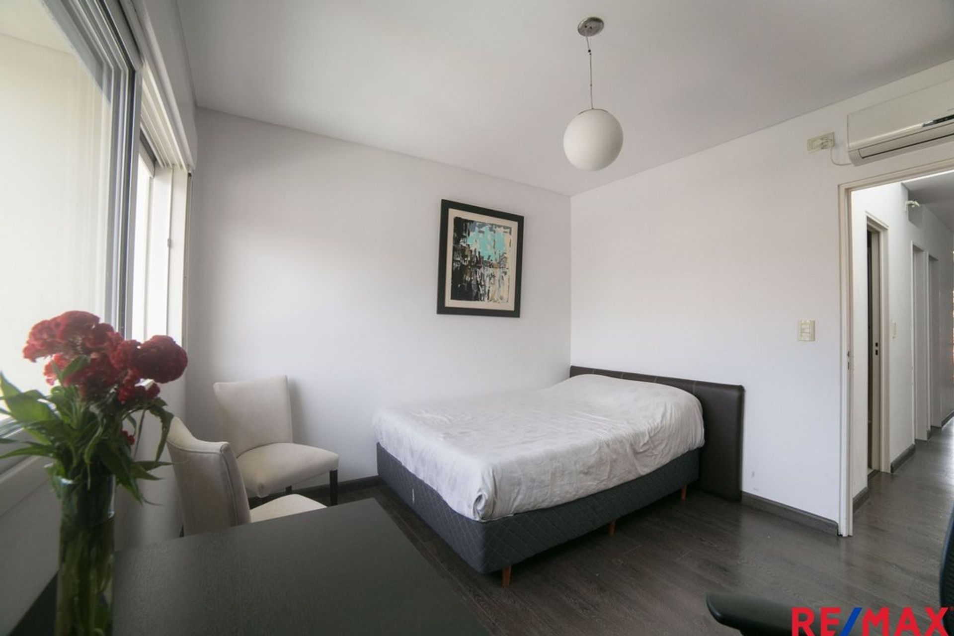 Casa tipo Triplex 5 amb. FLORIDA. Jardín y piscina