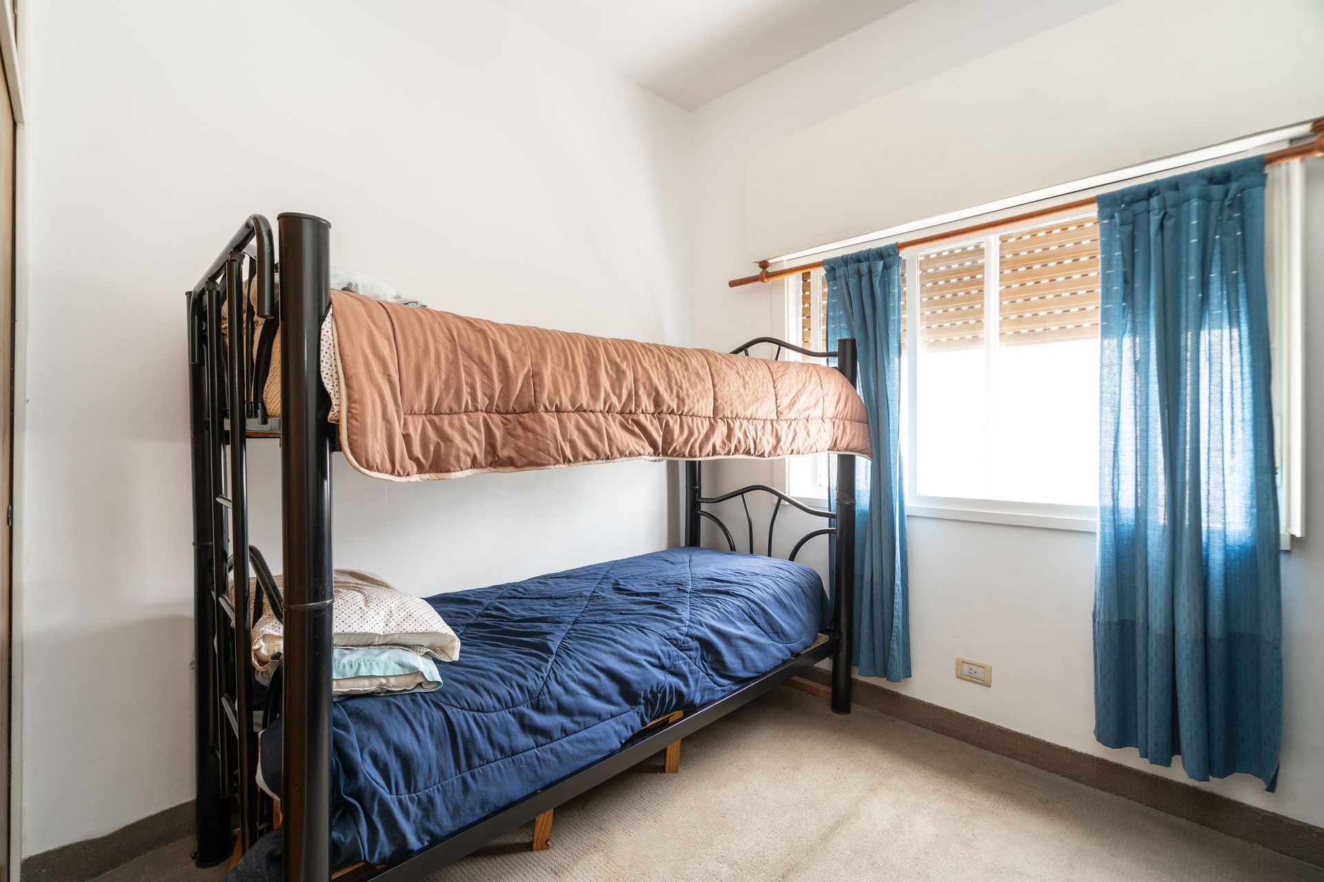 Venta De Ph 3 Dorm. S/Expensas Mucha Luz Munro