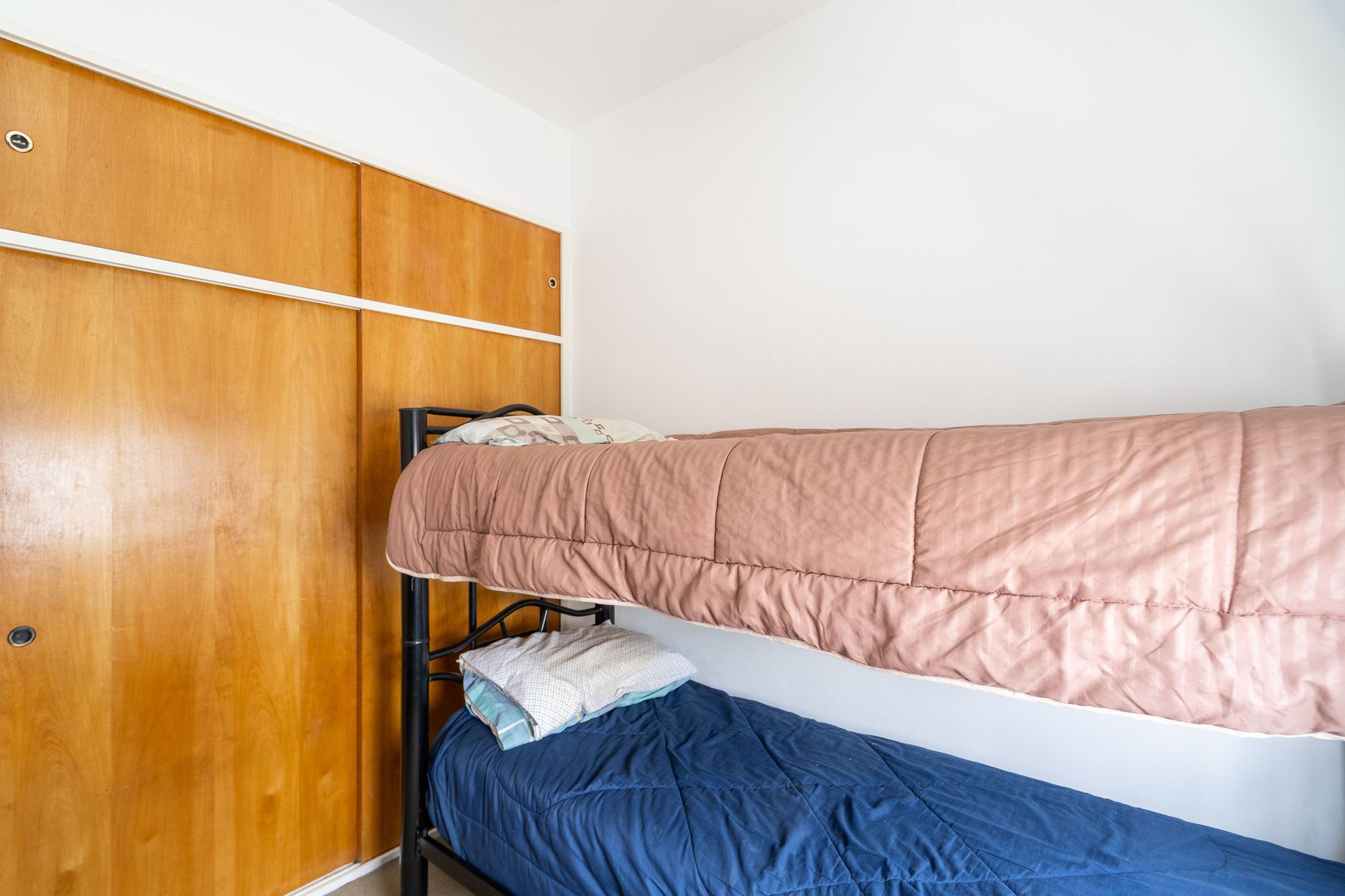 Venta De Ph 3 Dorm. S/Expensas Mucha Luz Munro