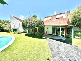 House for Sale 5 Rooms Pool BBQ San Isidro