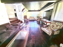 House for Sale 5 Rooms Pool BBQ San Isidro