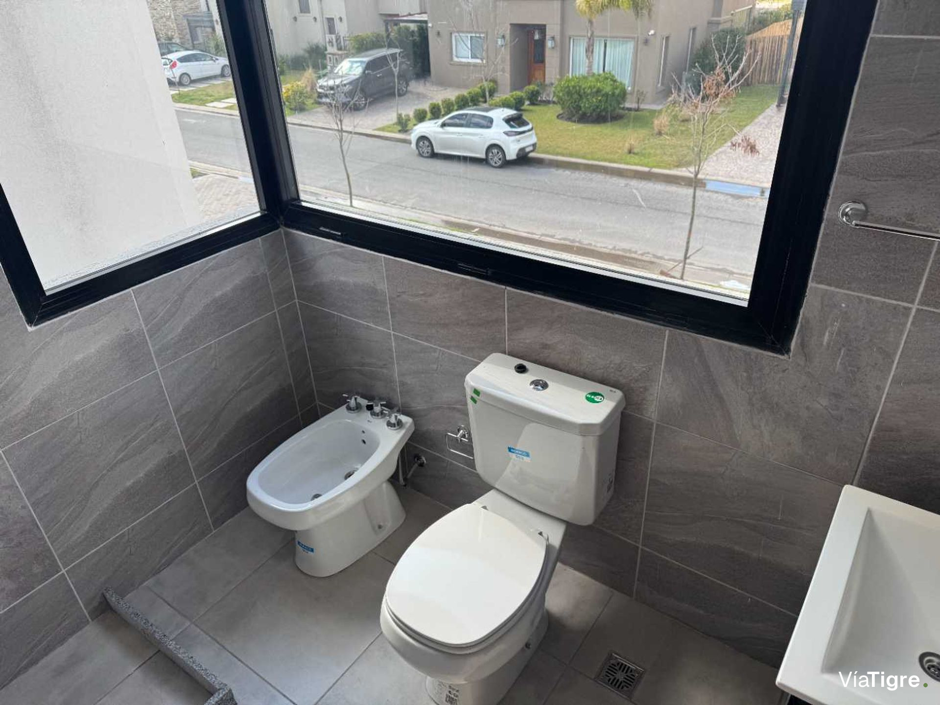 CASA A ESTRENAR + AMARRAS en VILA MARINA II