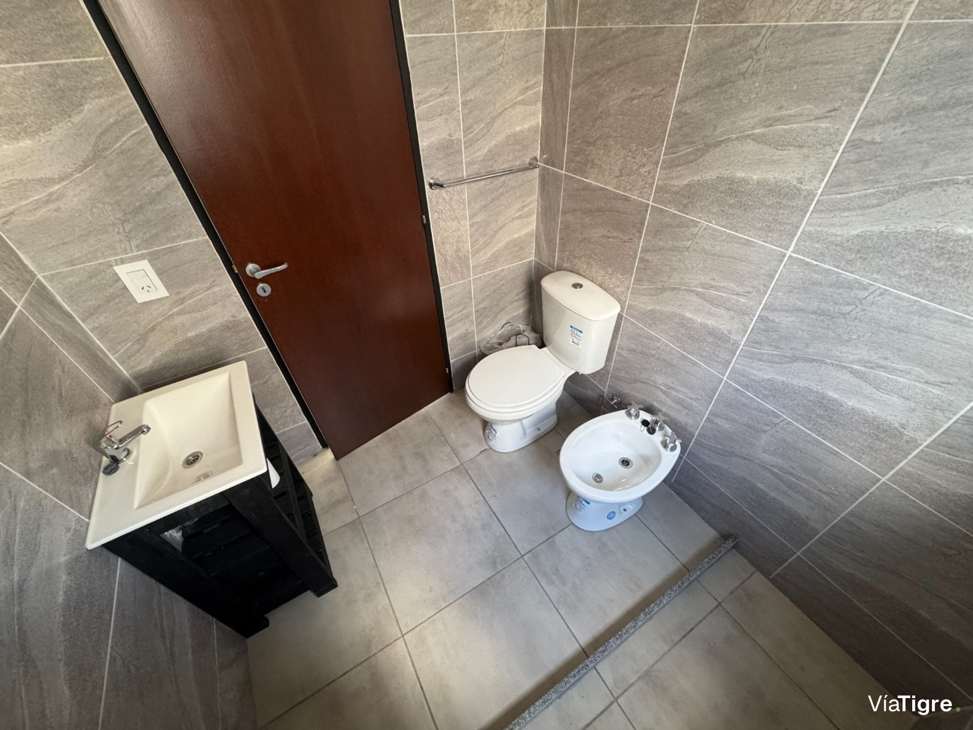 CASA A ESTRENAR + AMARRAS en VILA MARINA II