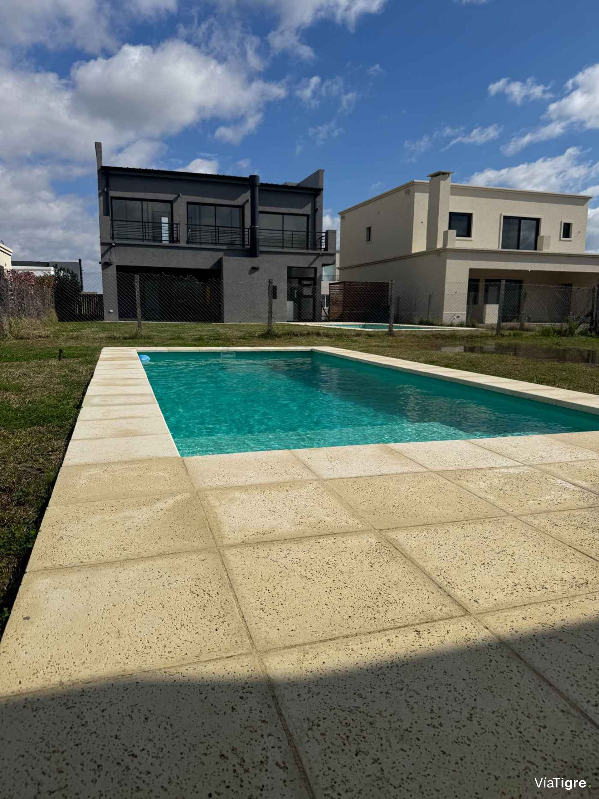 CASA A ESTRENAR + AMARRAS en VILA MARINA II