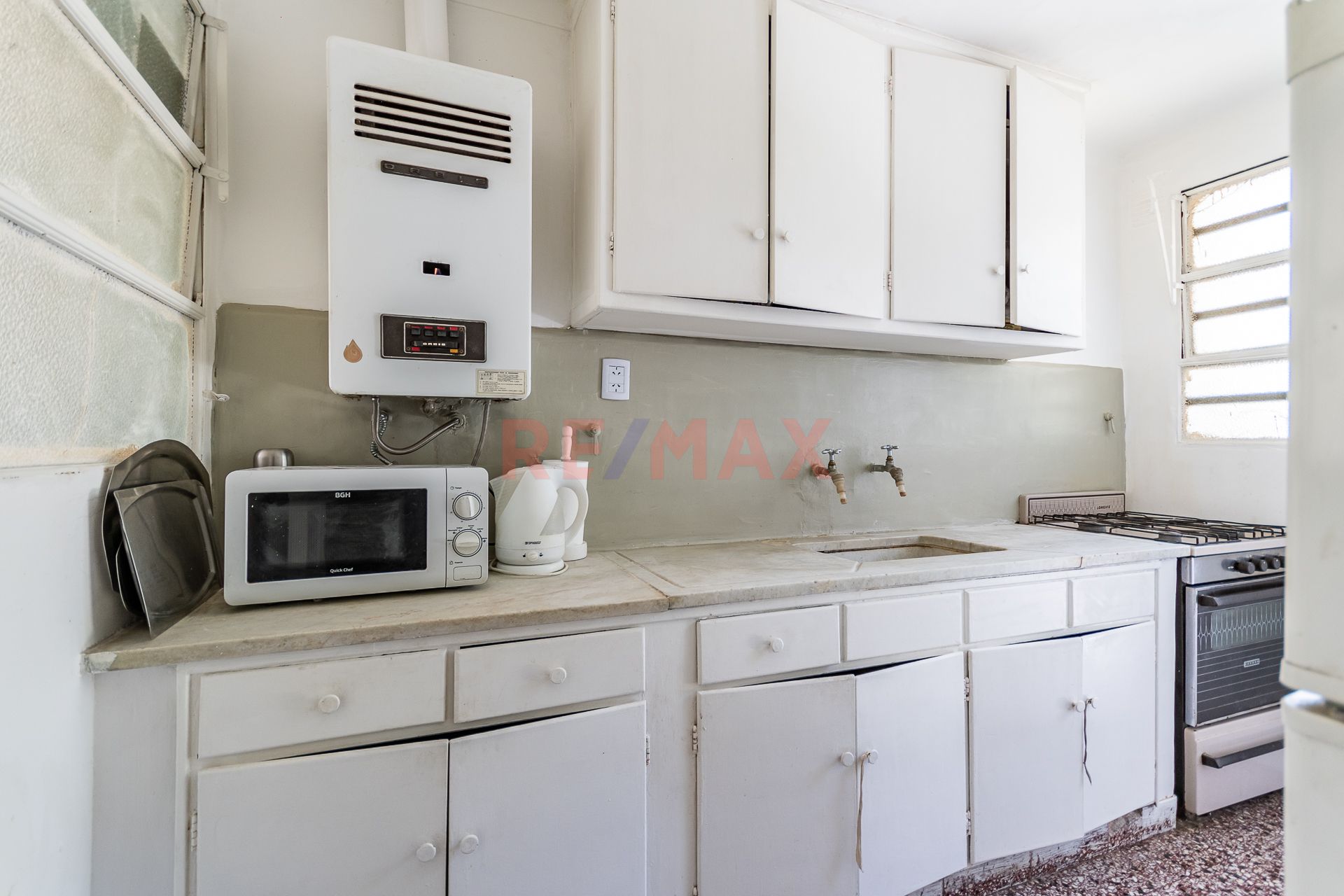 Venta Casa 3 amb con jardin. Apto credito