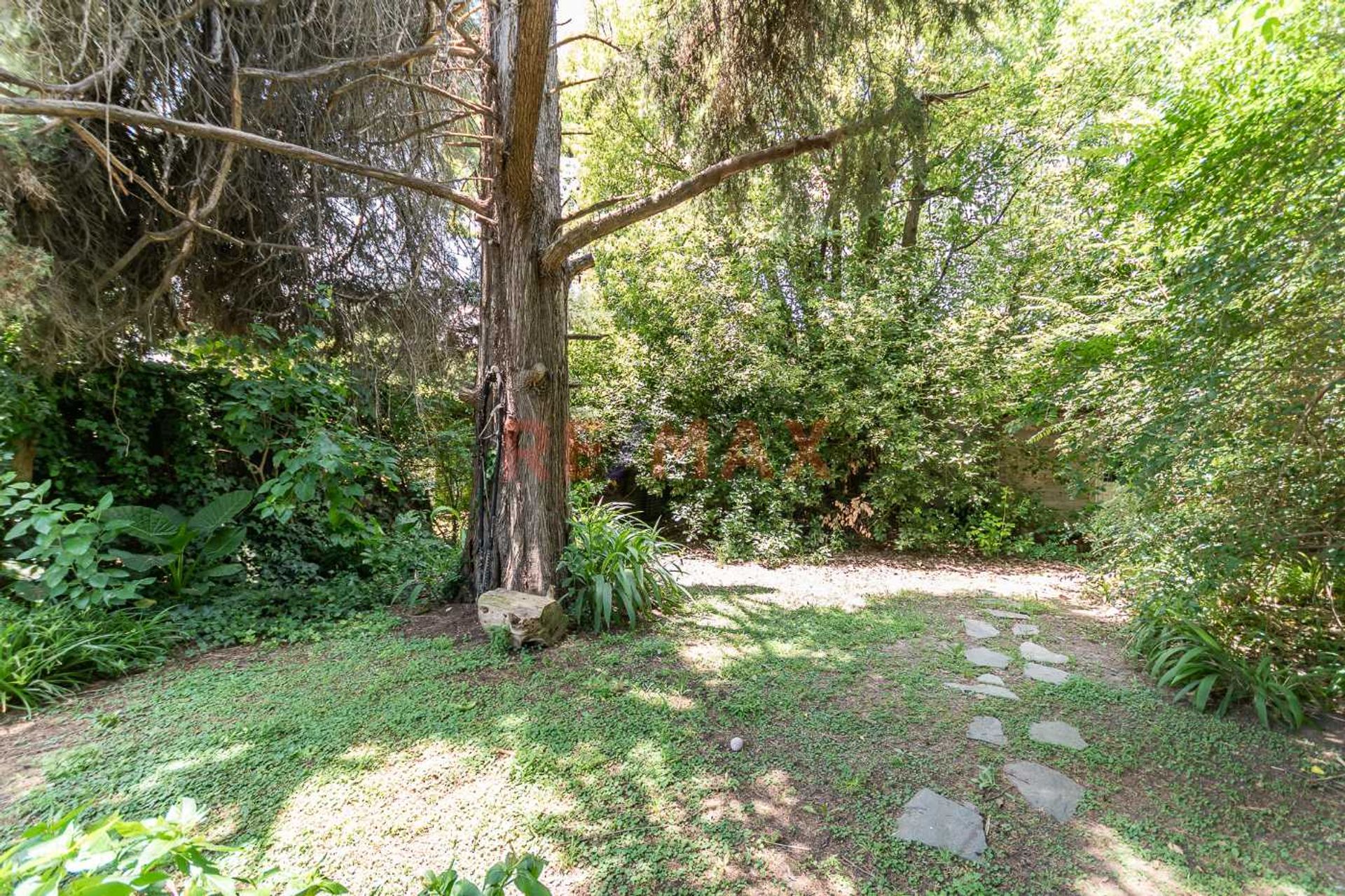 Venta Casa 3 amb con jardin. Apto credito