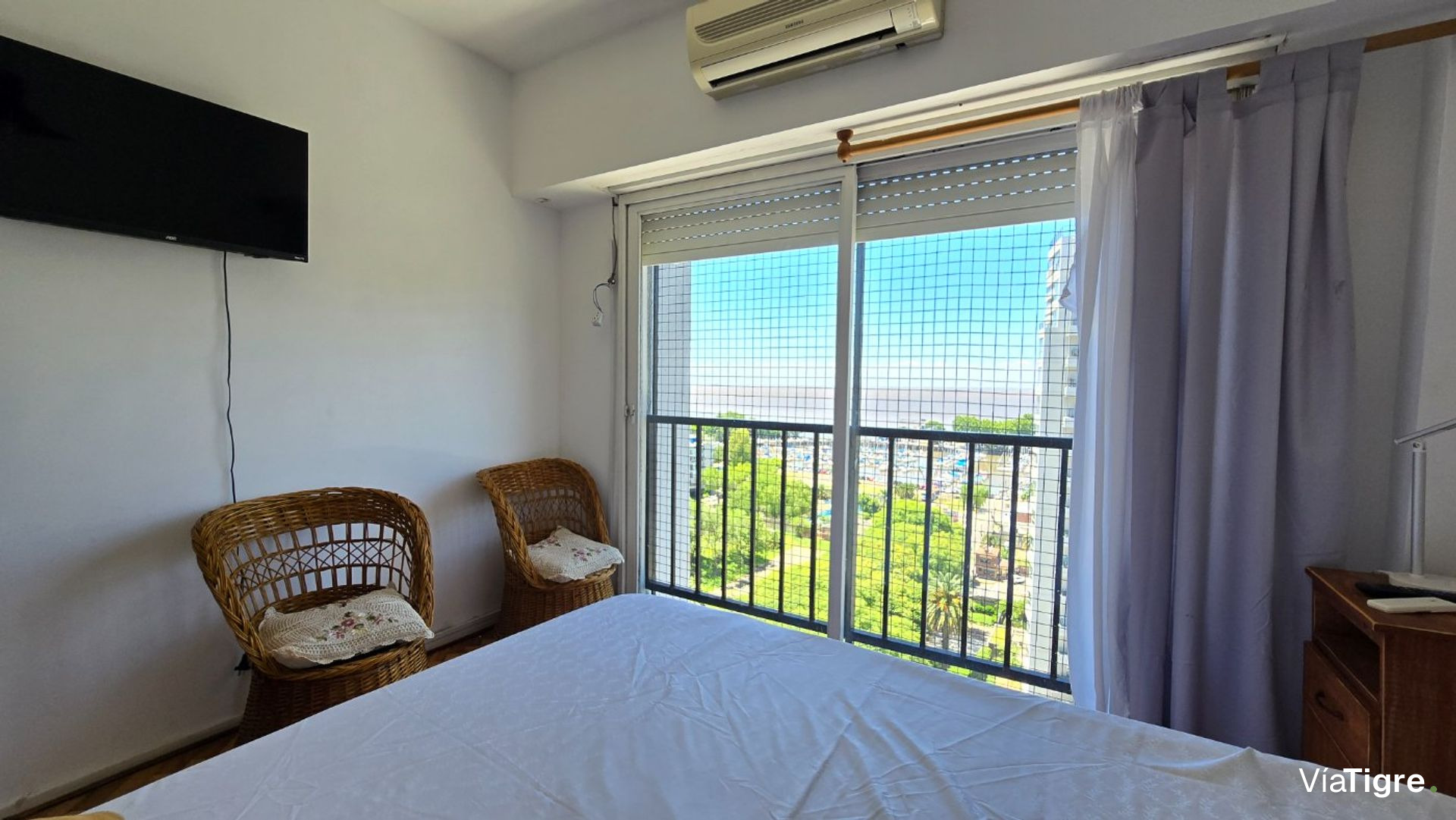 Venta departamento 2 ambientes Olivos vista al rio