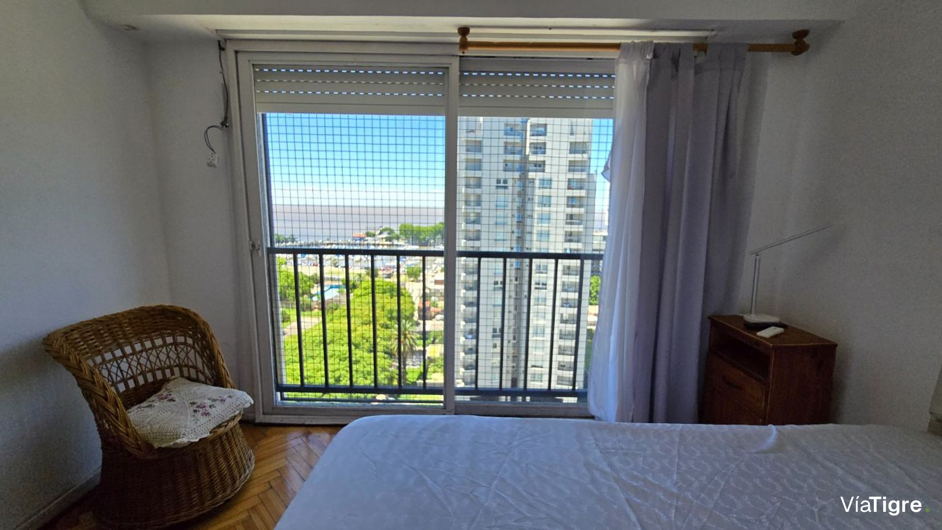 Venta departamento 2 ambientes Olivos vista al rio