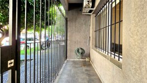 3-room apartment in Florida West