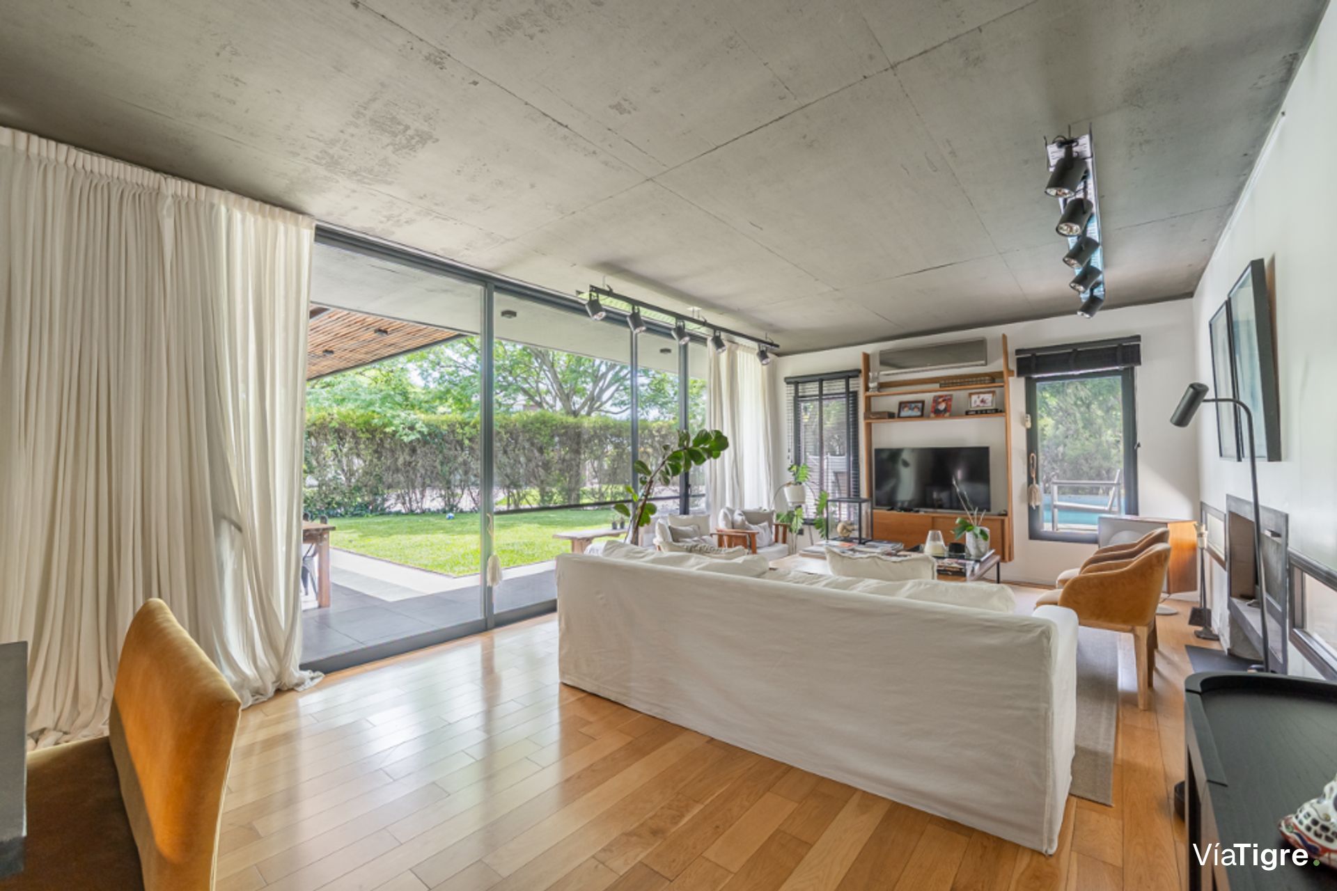 Casa En Lote Interno Barrio Los Lagos Nordelta