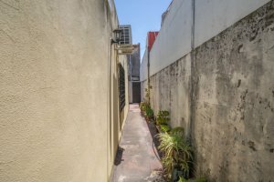 4-room house with garden and grill for sale in Munro