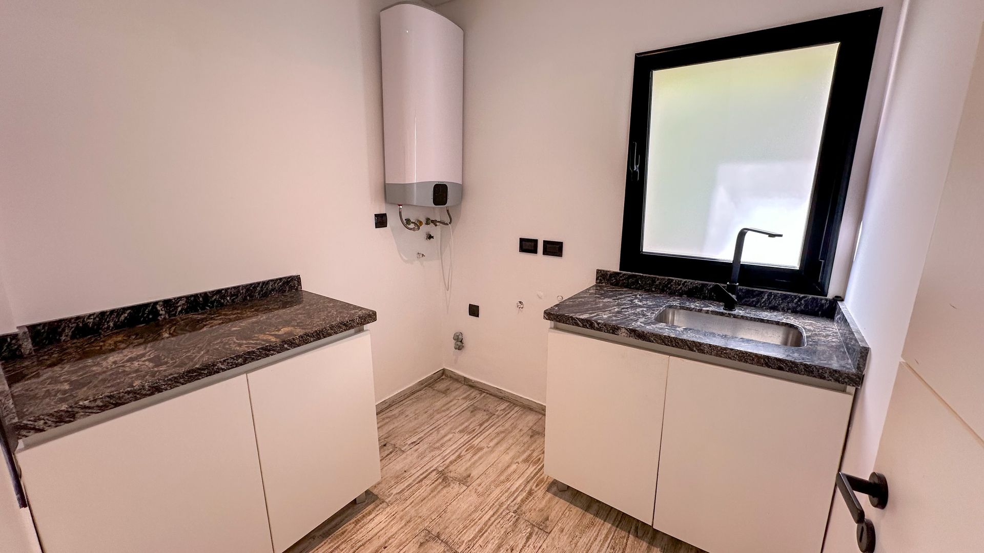Venta Casa 4 Amb A Estrenar . Permuta Y Financia