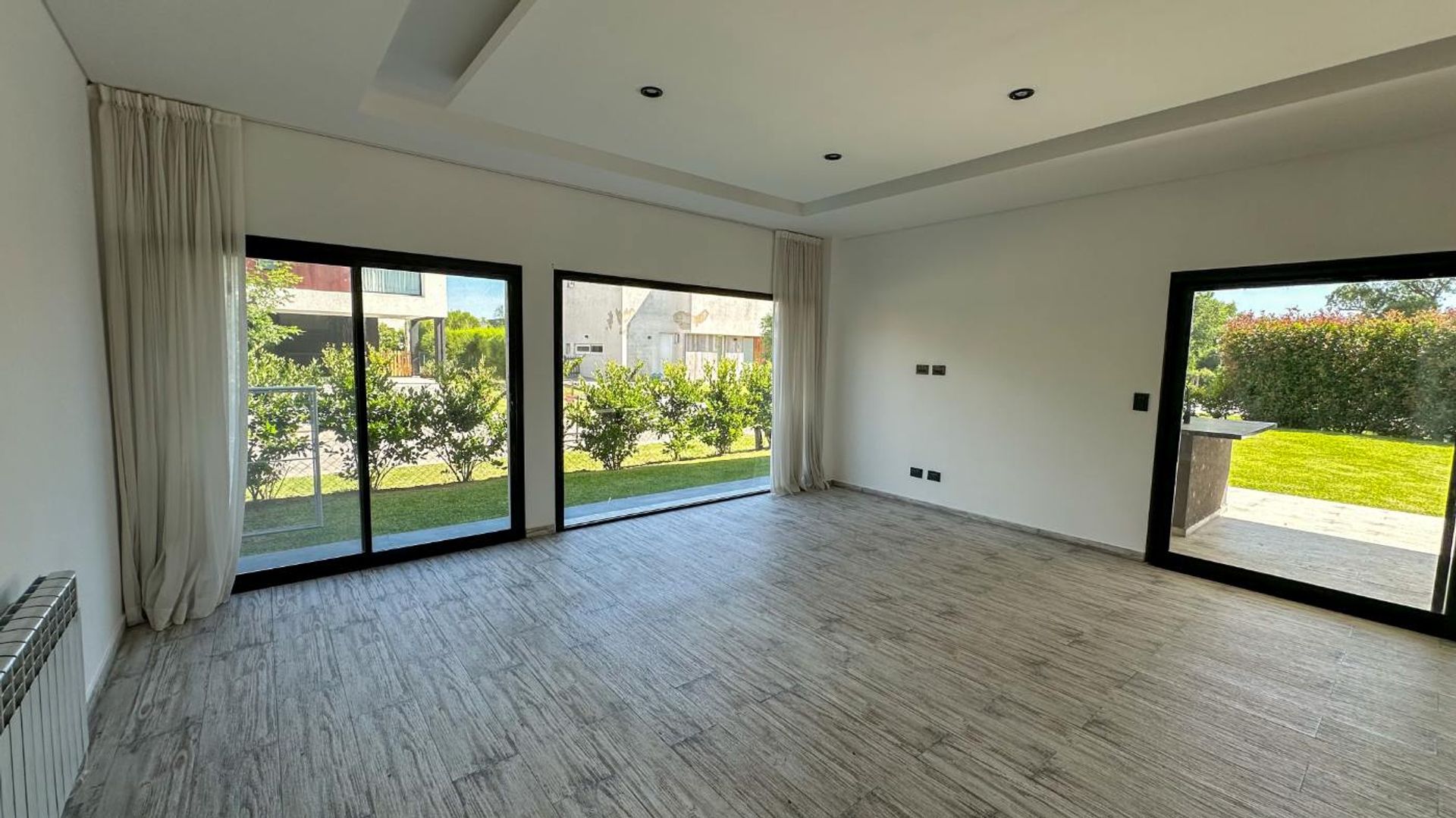 Venta Casa 4 Amb A Estrenar . Permuta Y Financia