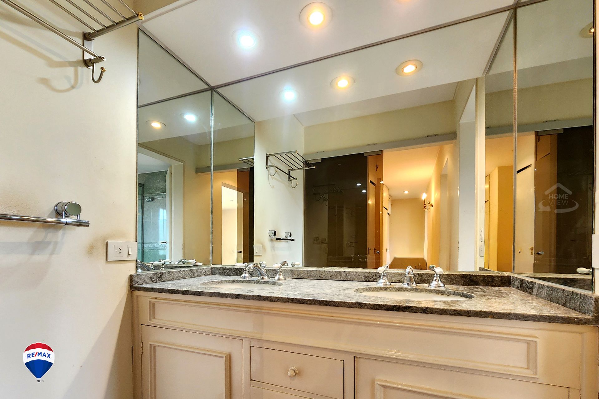 Venta Casa 3 Dorm + Depend-La Horqueta- San Isidro