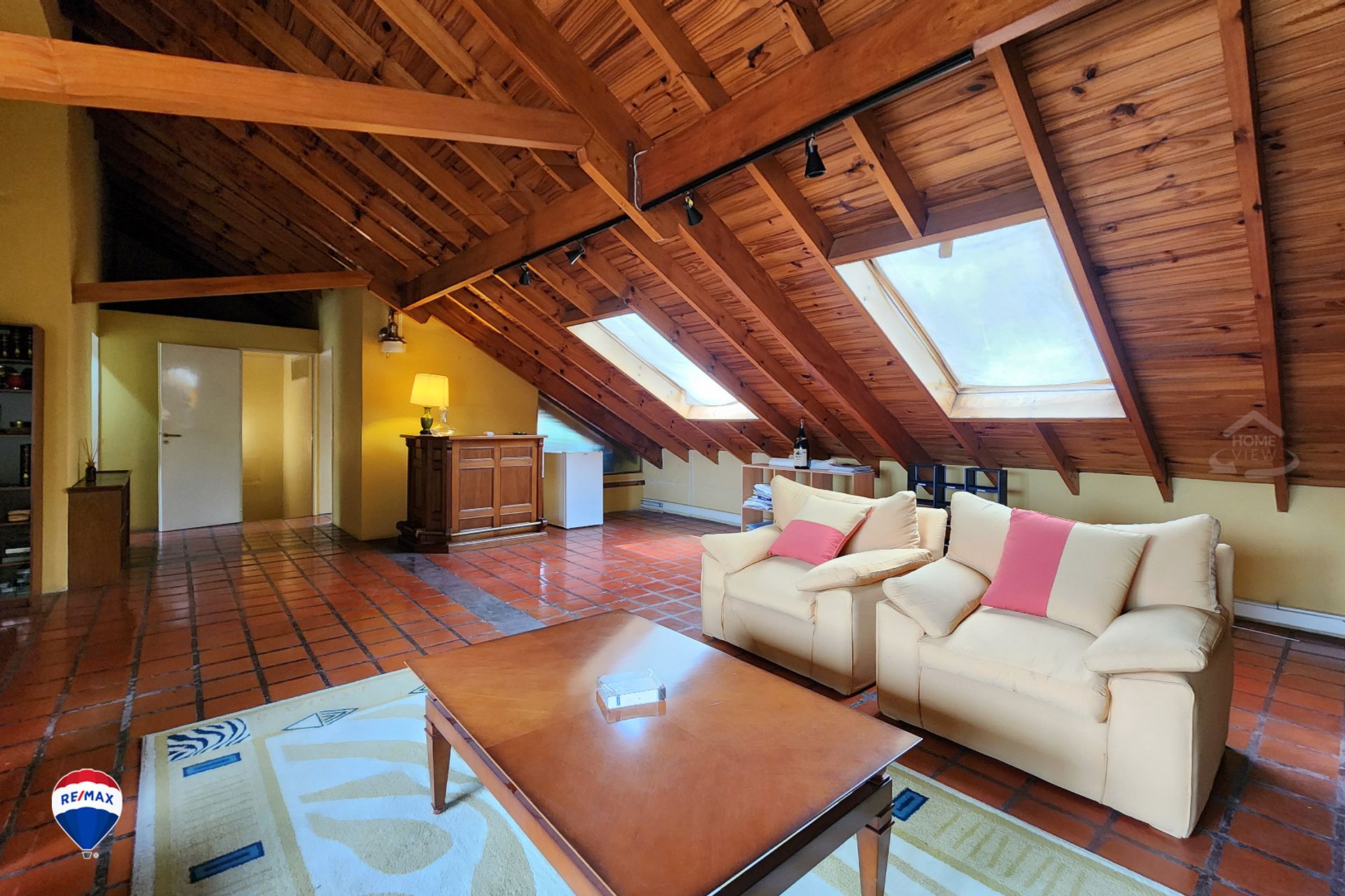 Venta Casa 3 Dorm + Depend-La Horqueta- San Isidro