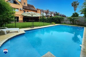 3-Bedroom House + Service Apartment for Sale, La Horqueta, San Isidro