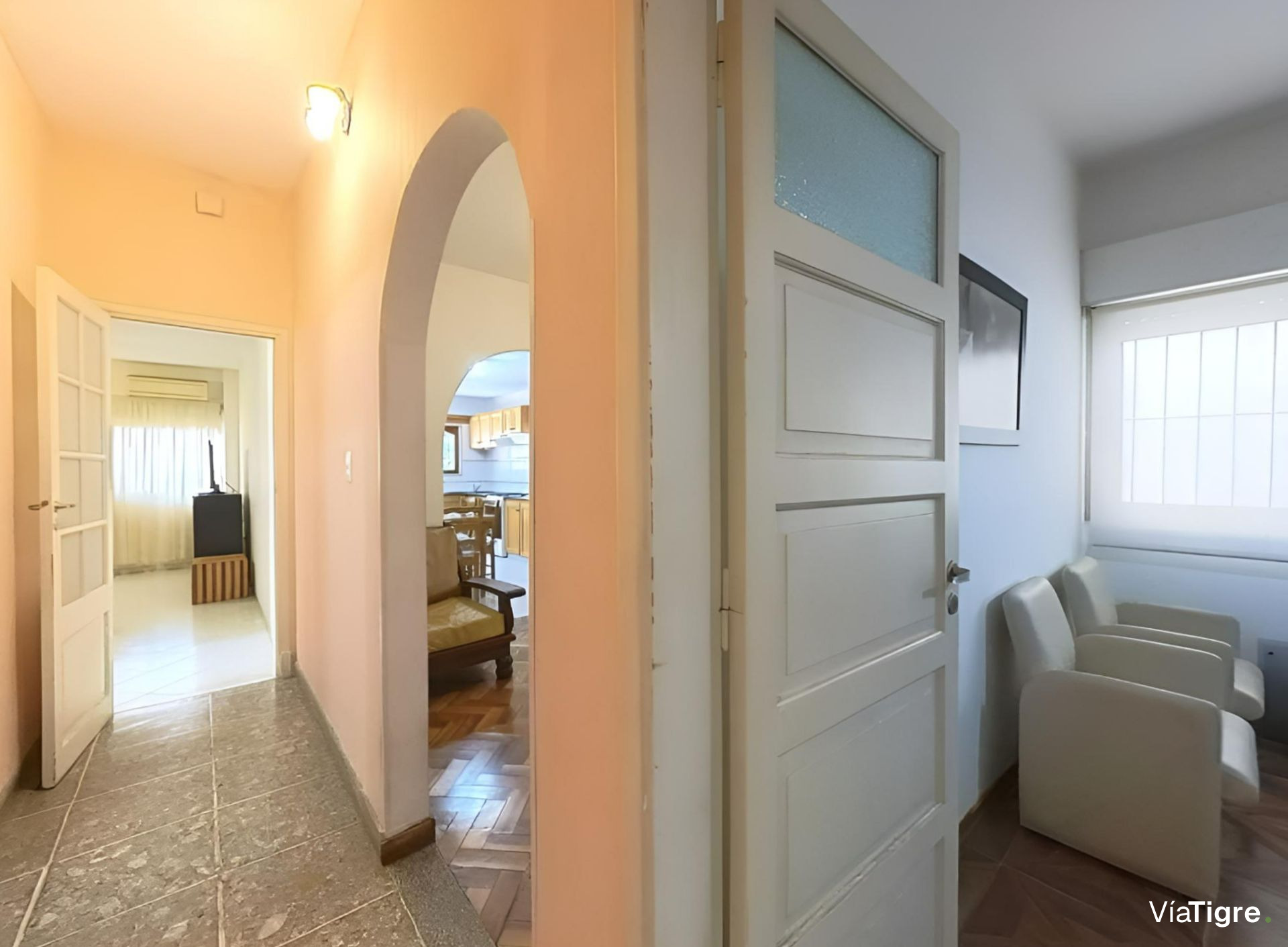 Casa 4 Amb En Venta En Florida Con Jardin Y Garaje