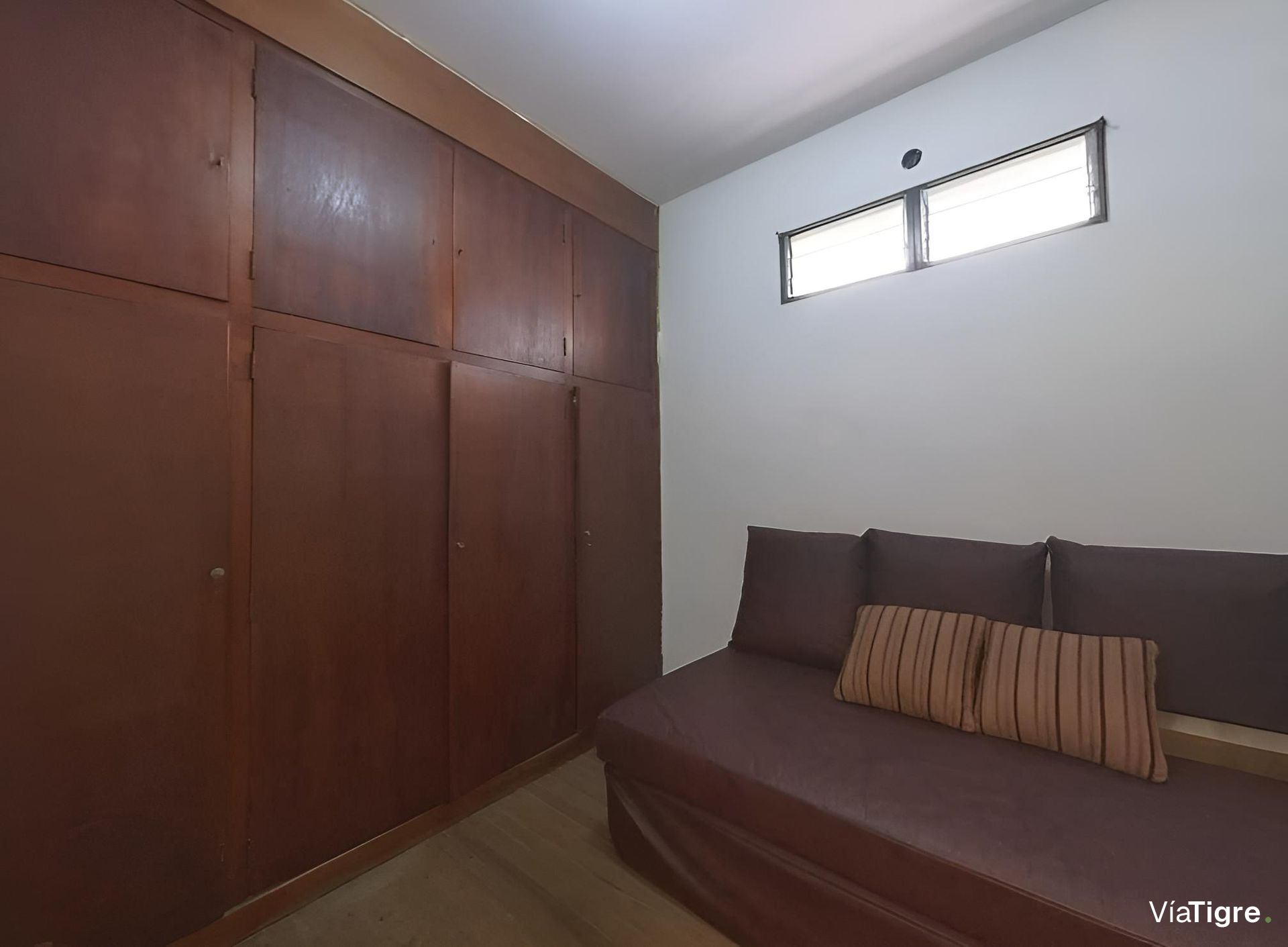 Casa 4 Amb En Venta En Florida Con Jardin Y Garaje