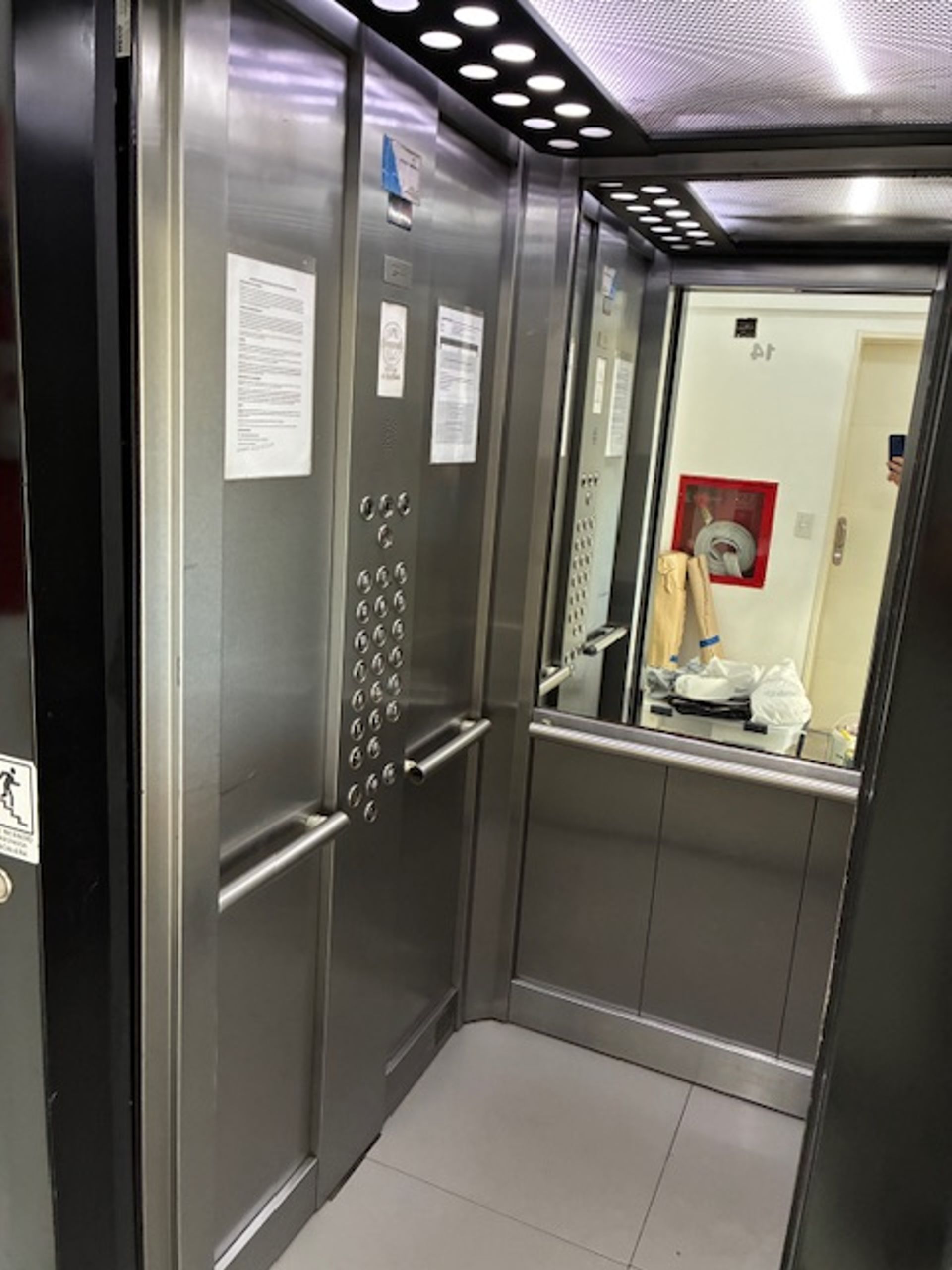 Alquiler Dpto 3 Amb-Pileta-Luz-Balcón-Cochera-Gym.
