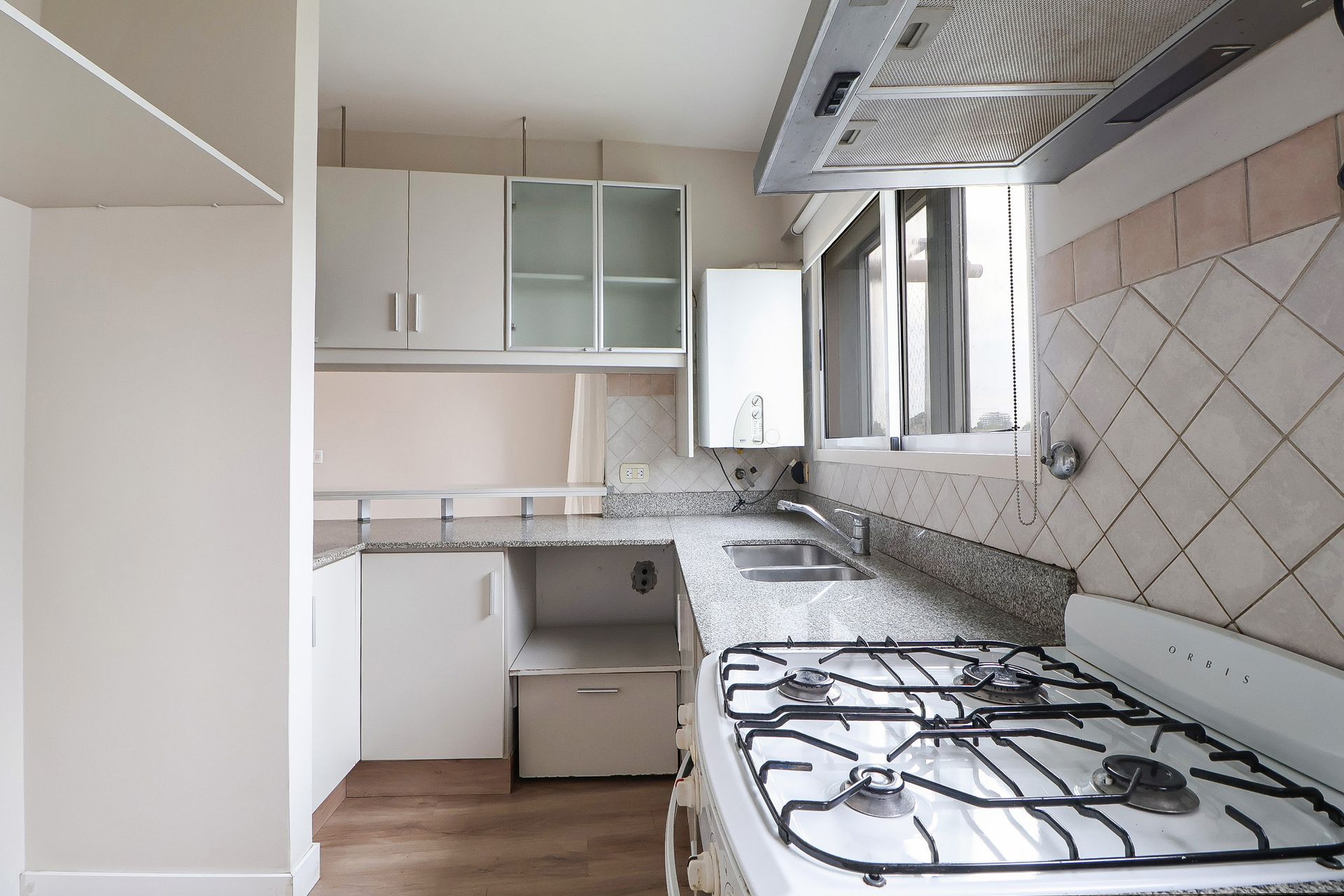 Depto. Venta 4 amb. en Dúplex c/cochera Vte. López