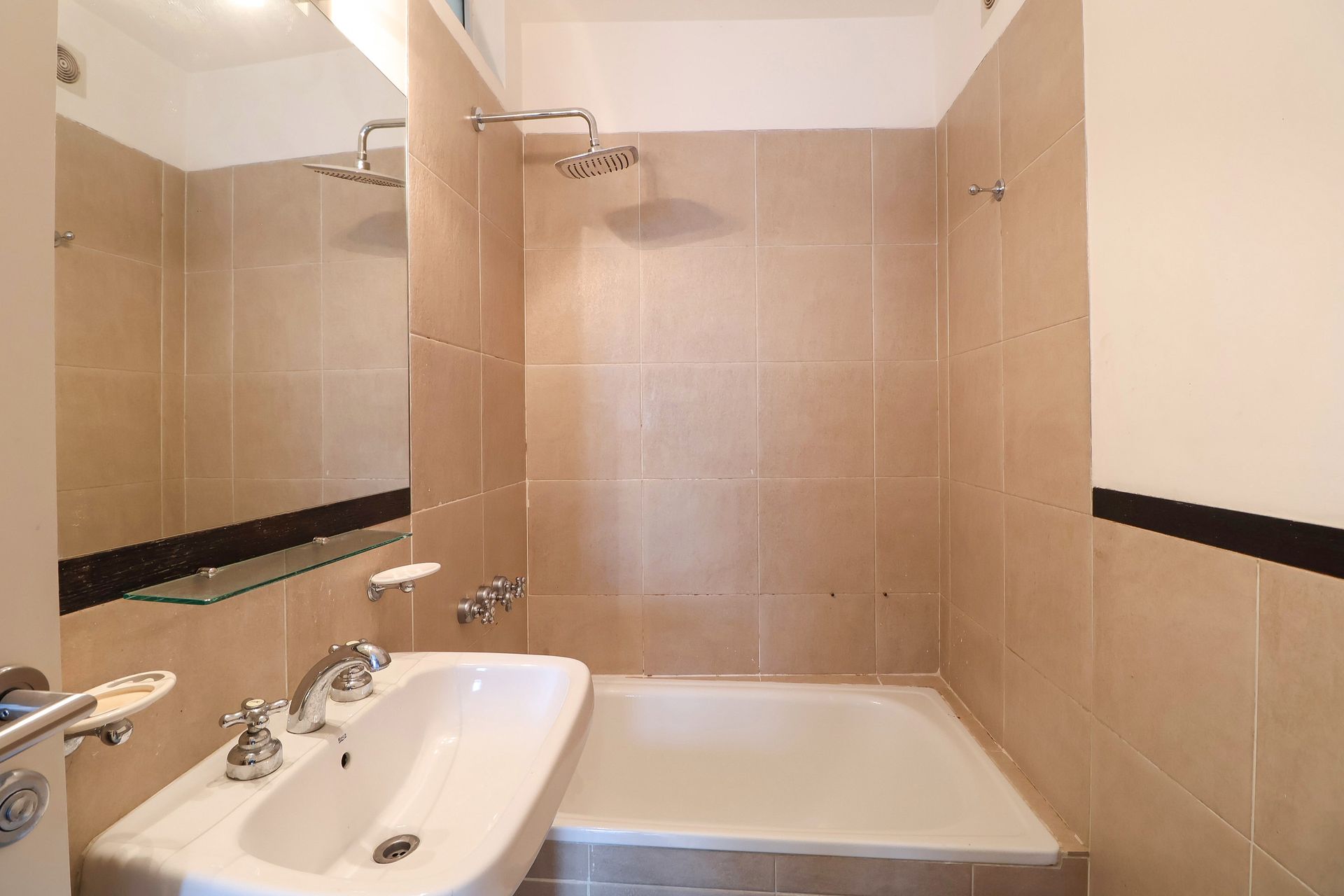 Depto. Venta 4 amb. en Dúplex c/cochera Vte. López