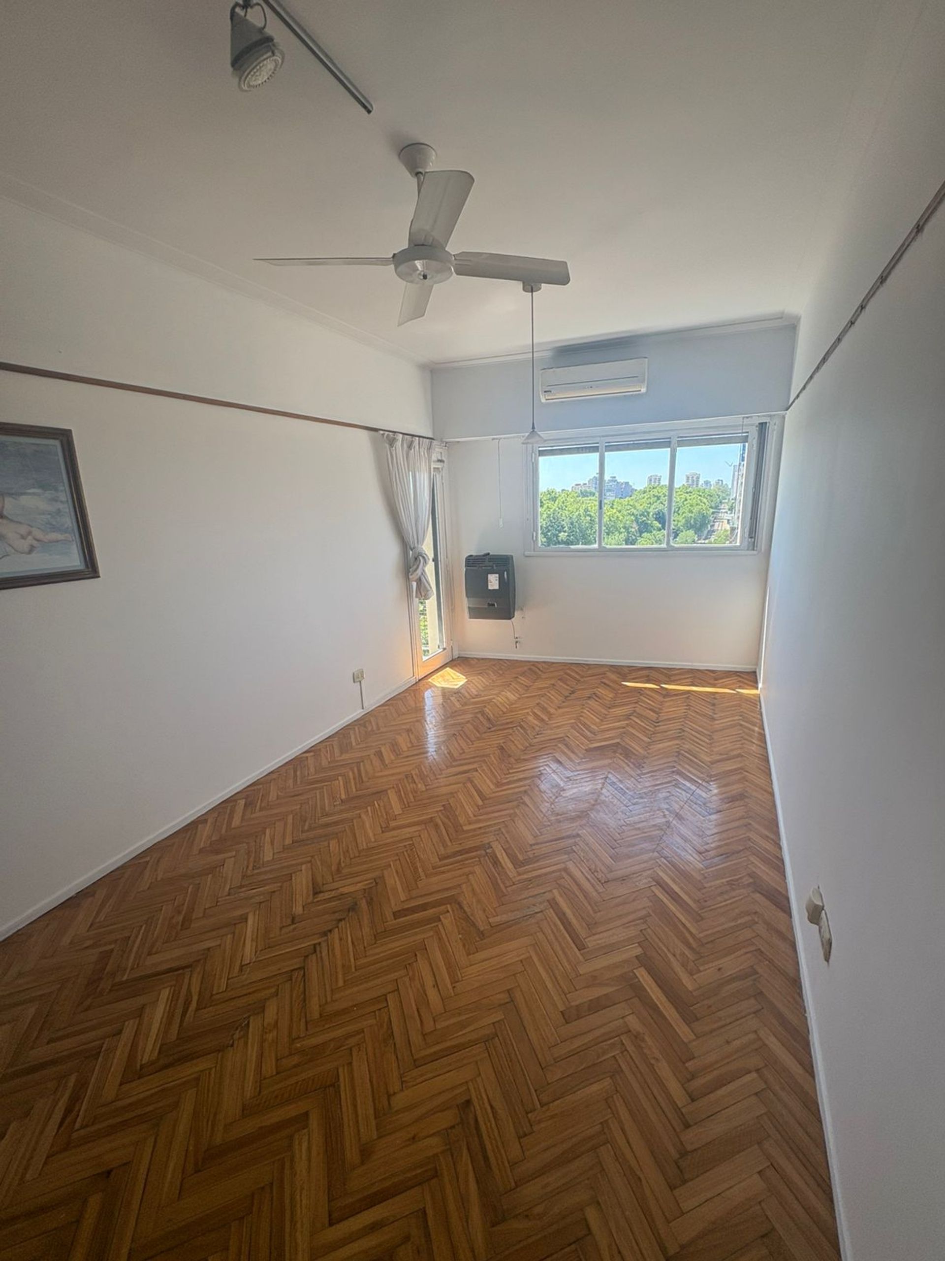 Alquiler 2 ambientes piso 7 balcon Vicente Lopez.