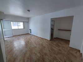 Alquiler depto 4 amb refaccionado con cochera