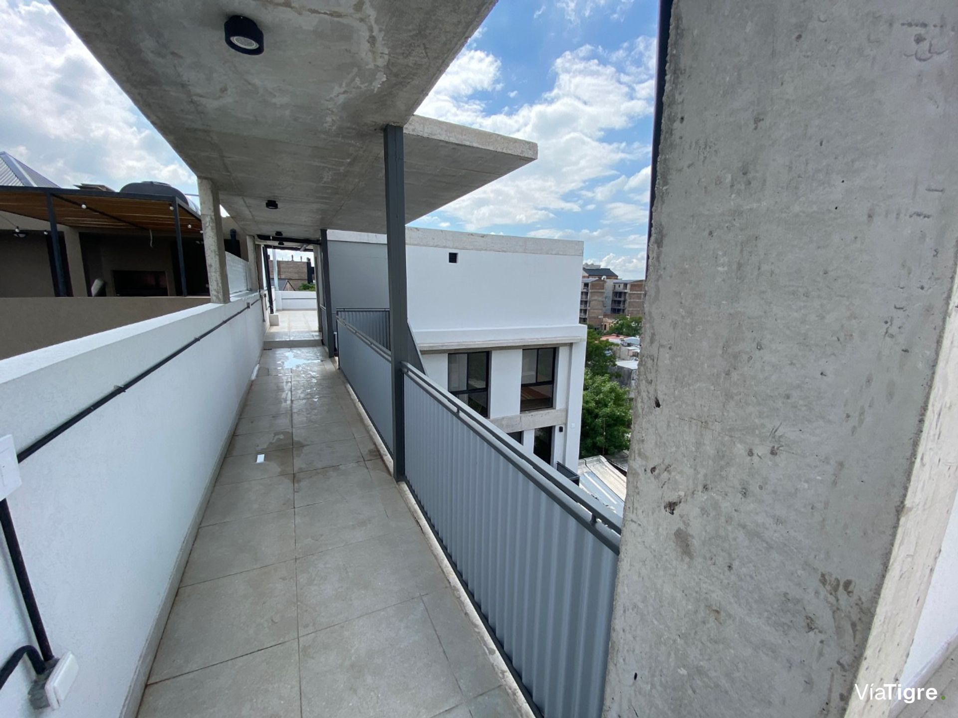 Departamento 3 amb con cochera alquiler Tigre
