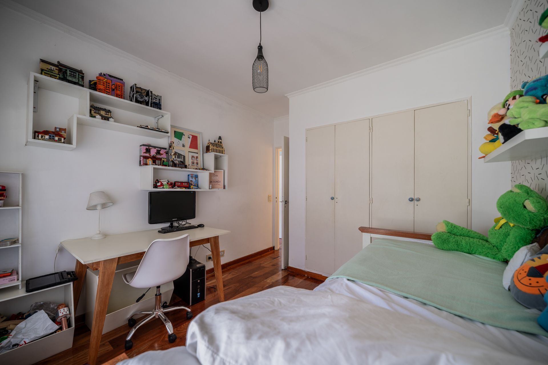 Casa 4 amb en Venta Martinez con Patio y Parrilla