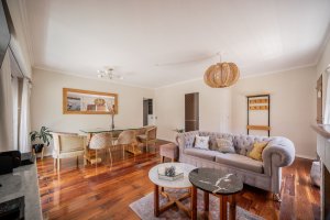 Casa 4 amb en Venta Martinez con Patio y Parrilla