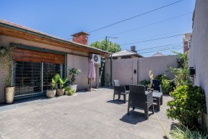 Casa 4 amb en Venta Martinez con Patio y Parrilla