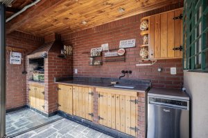 Casa 4 amb en Venta Martinez con Patio y Parrilla