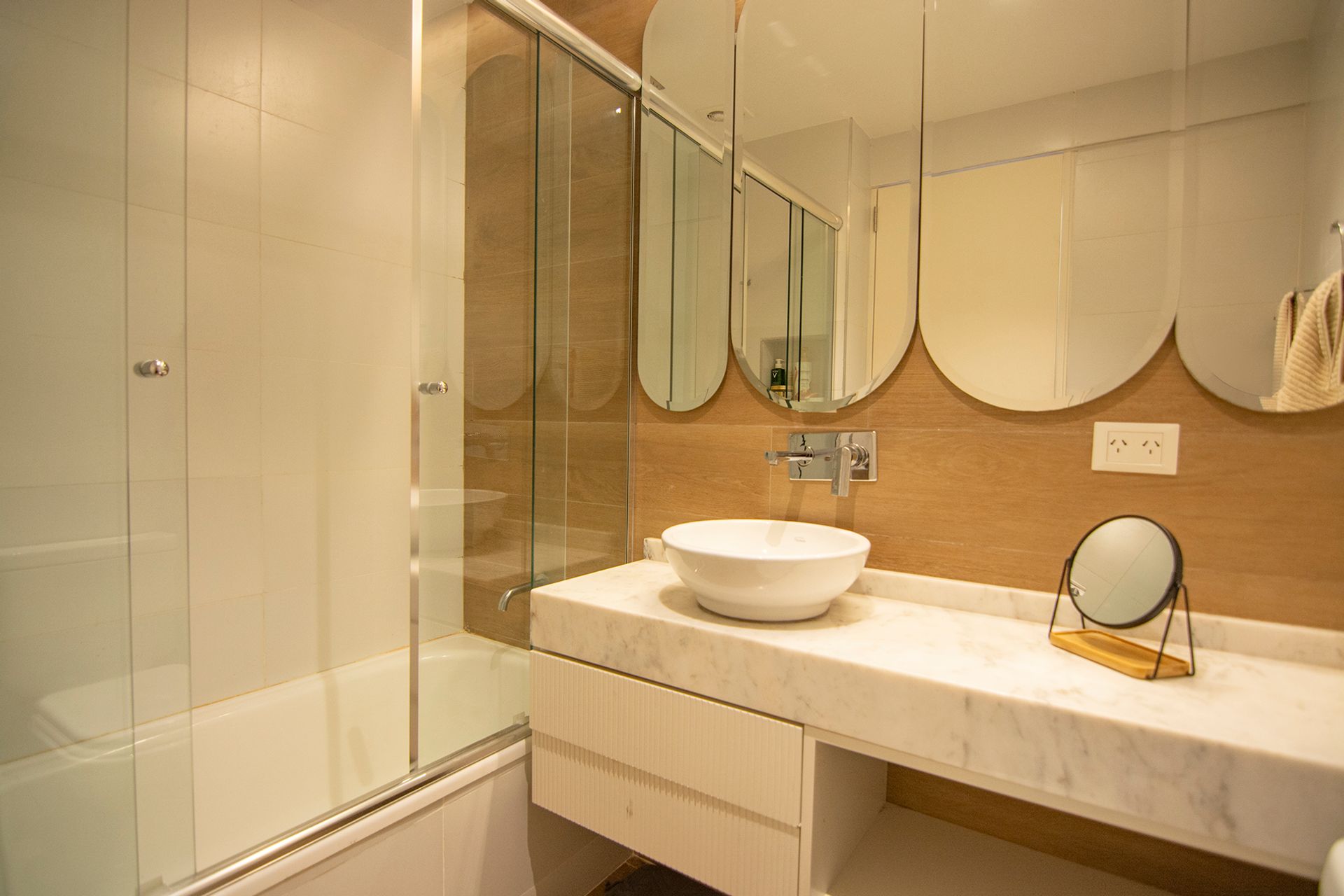 Venta Depto Duplex c/terraza y galeria, Vte Lopez