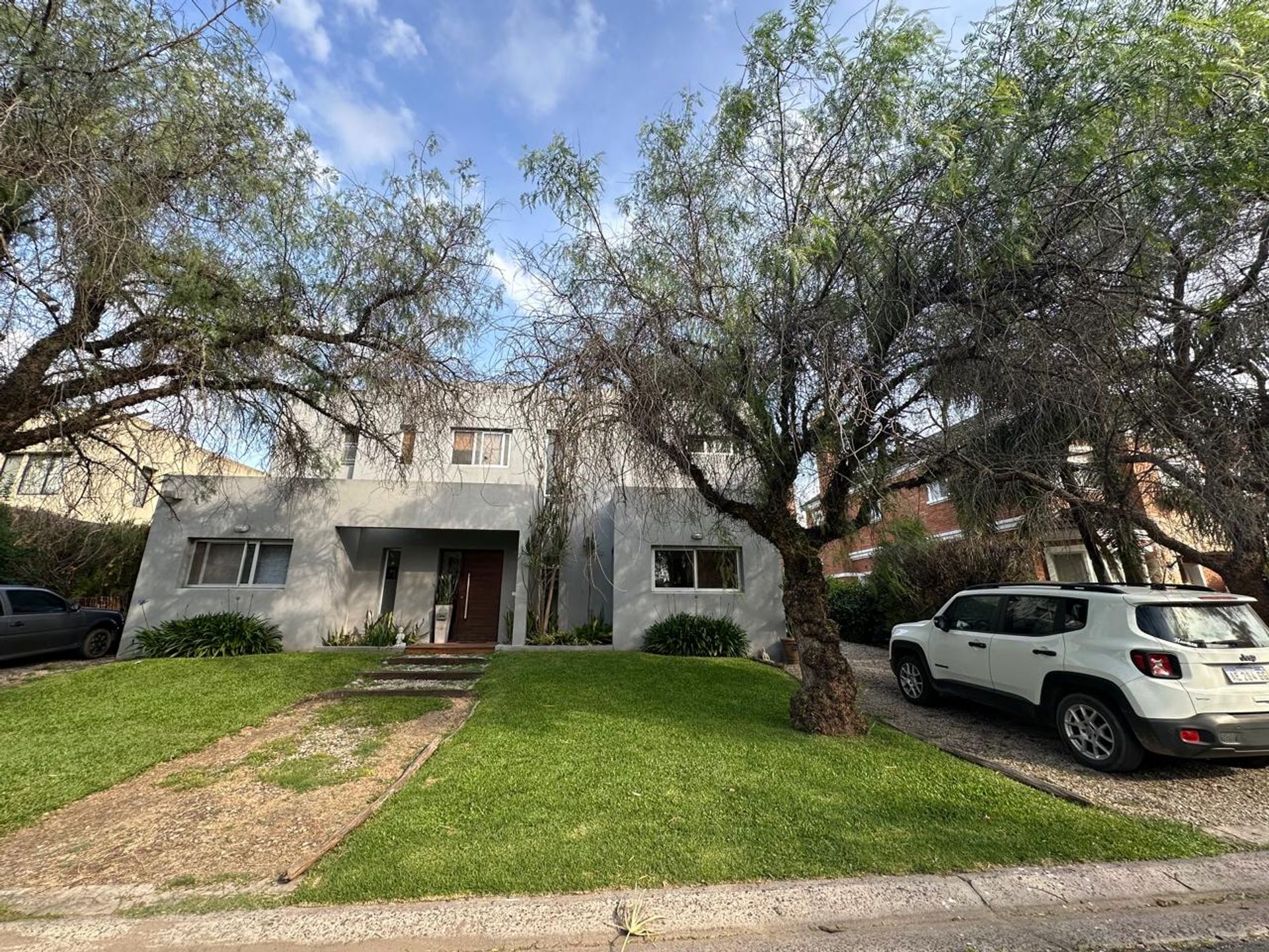 Casa En Venta San Isidro Labrador Al Lago Central