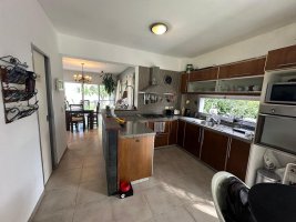 casa a la laguna central san isidro labrador