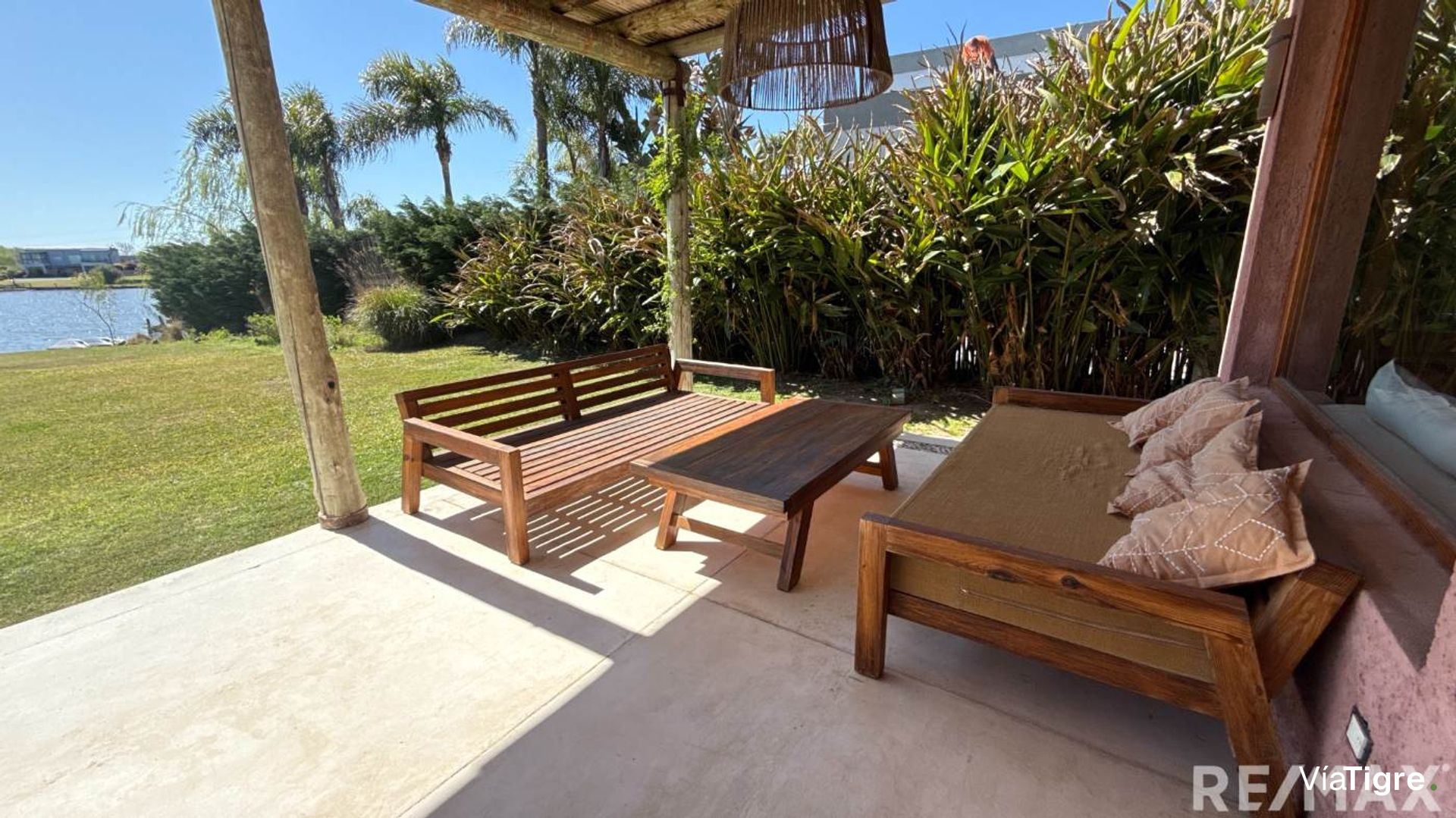 Venta casa 6 amb a la laguna San Benito Villanueva