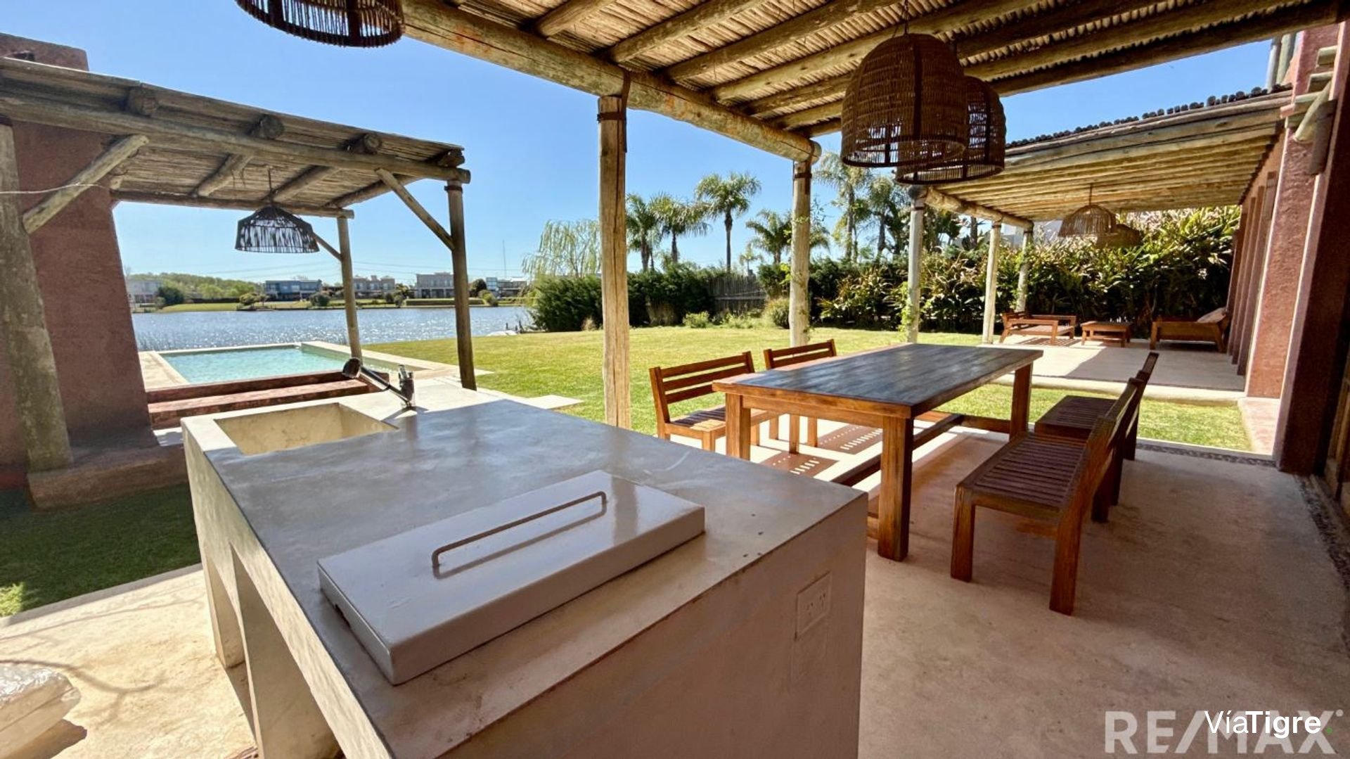 Venta casa 6 amb a la laguna San Benito Villanueva