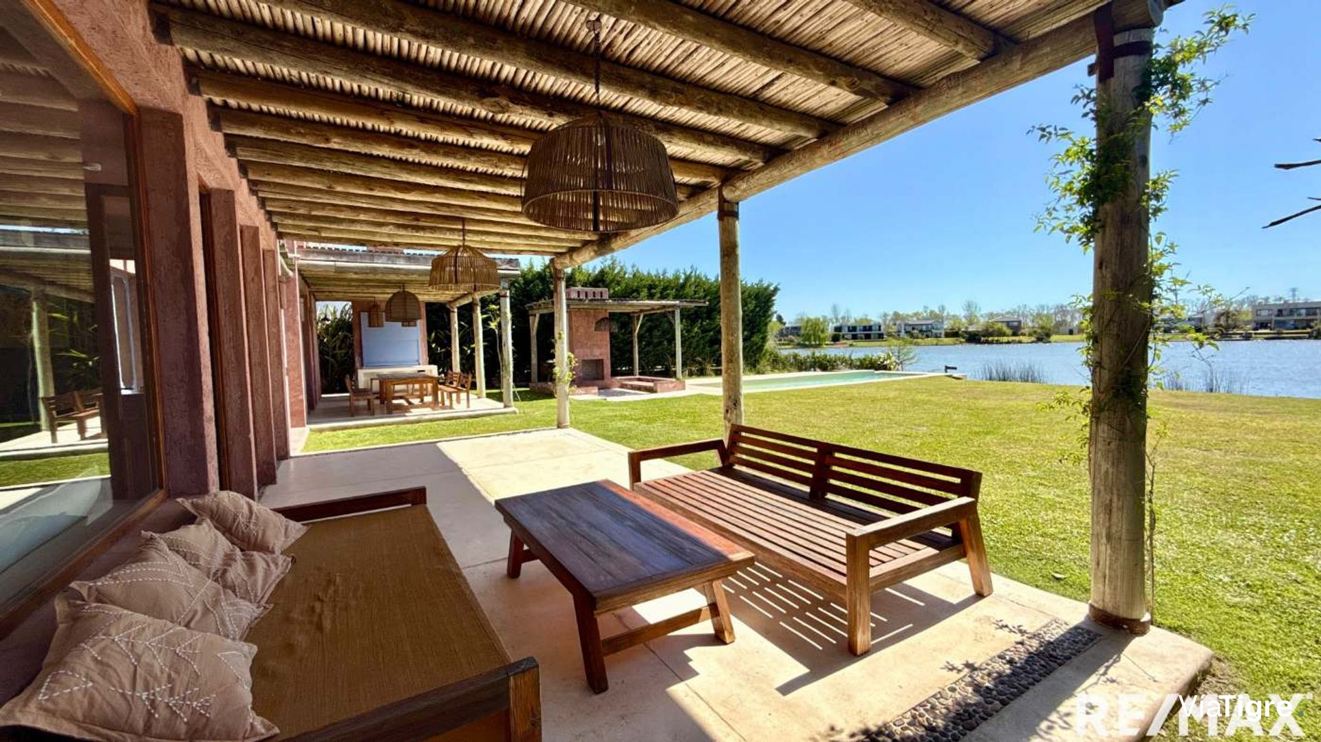 Venta casa 6 amb a la laguna San Benito Villanueva