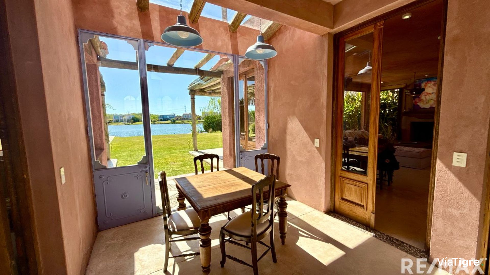 Venta casa 6 amb a la laguna San Benito Villanueva
