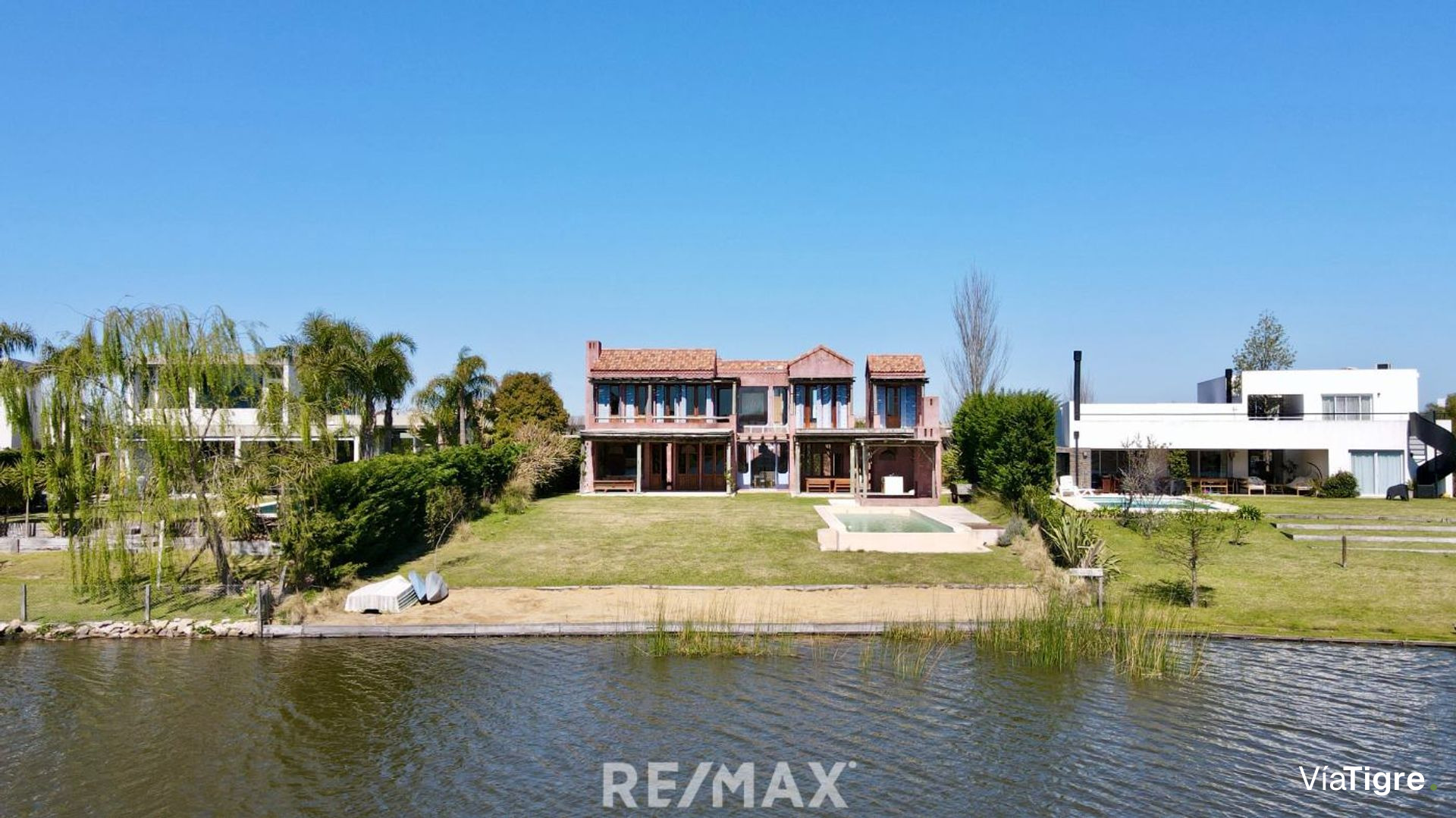 Venta casa 6 amb a la laguna San Benito Villanueva