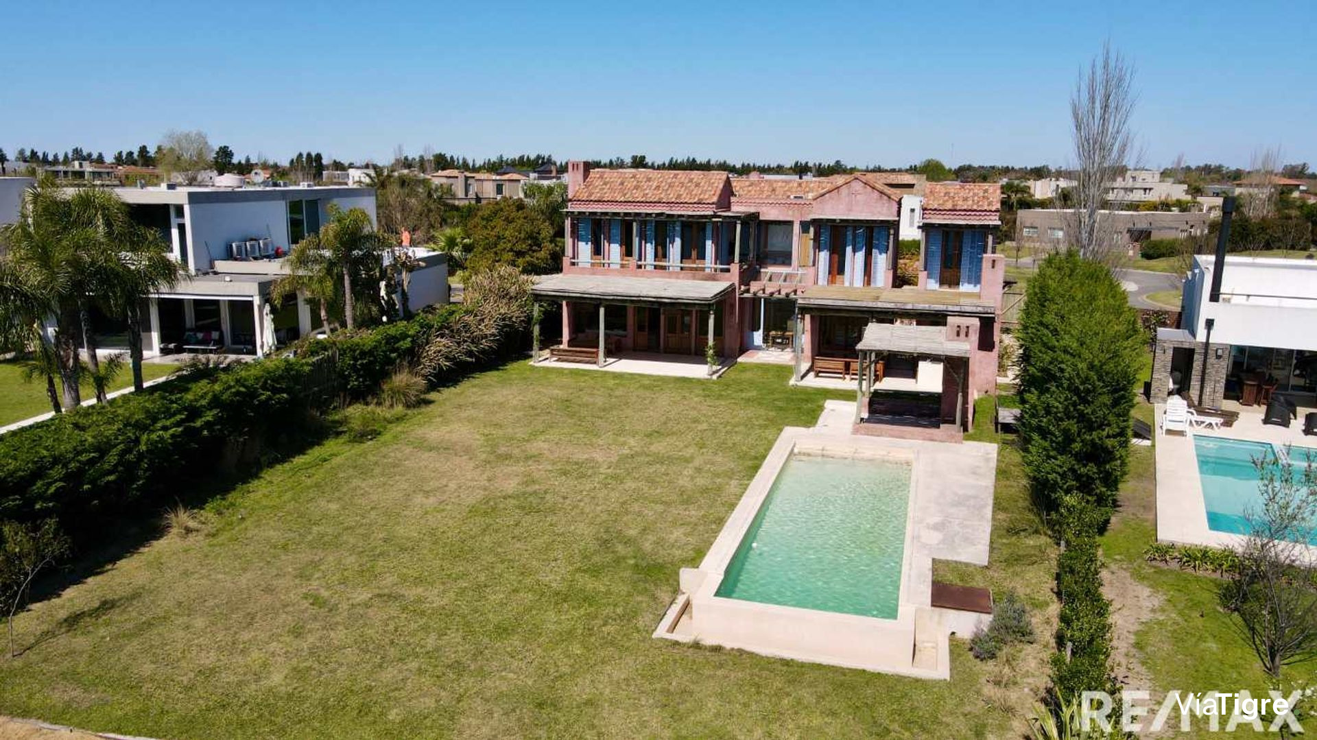 Venta casa 6 amb a la laguna San Benito Villanueva