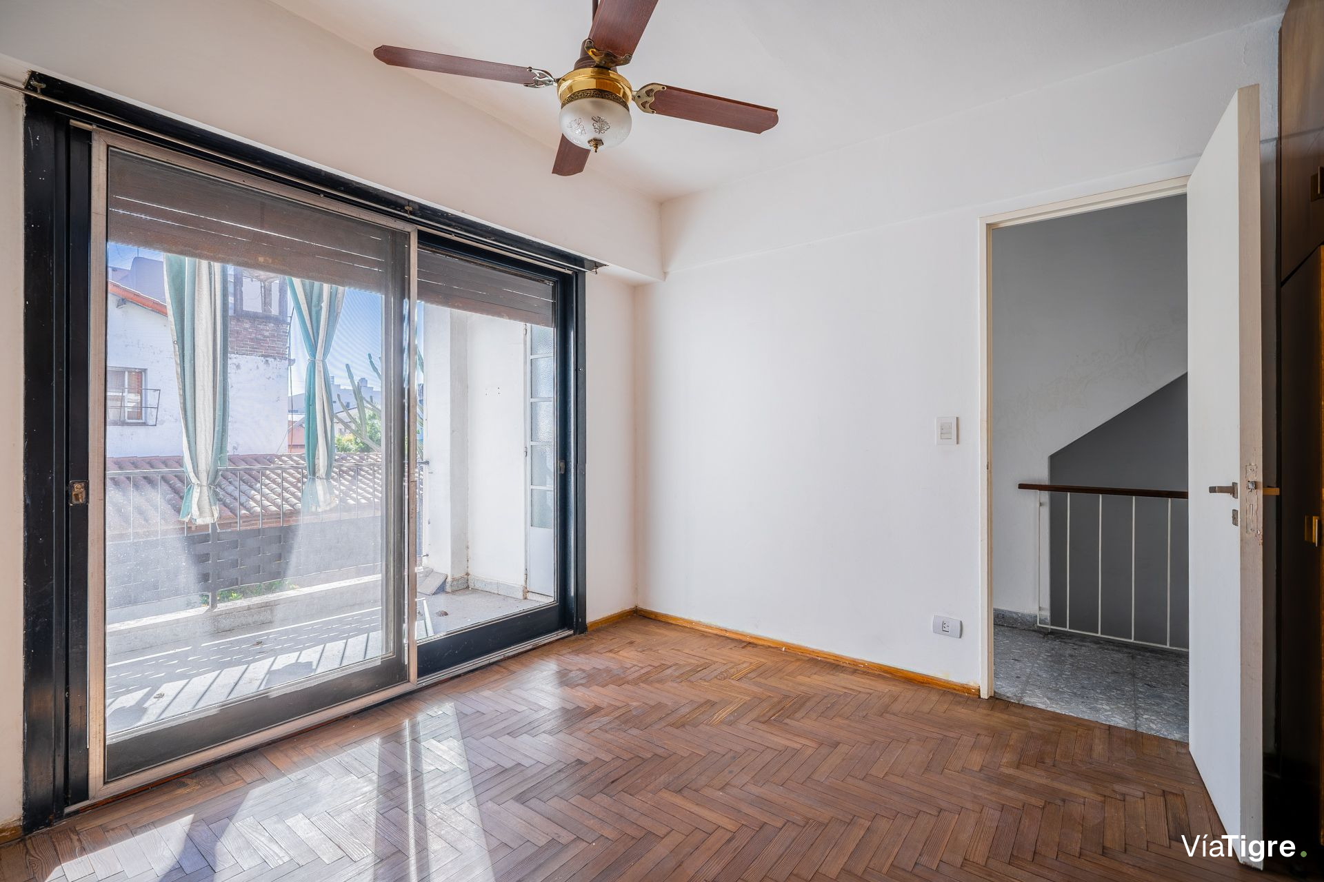 Venta Casa 5 ambientes Cochera Jardín Munro