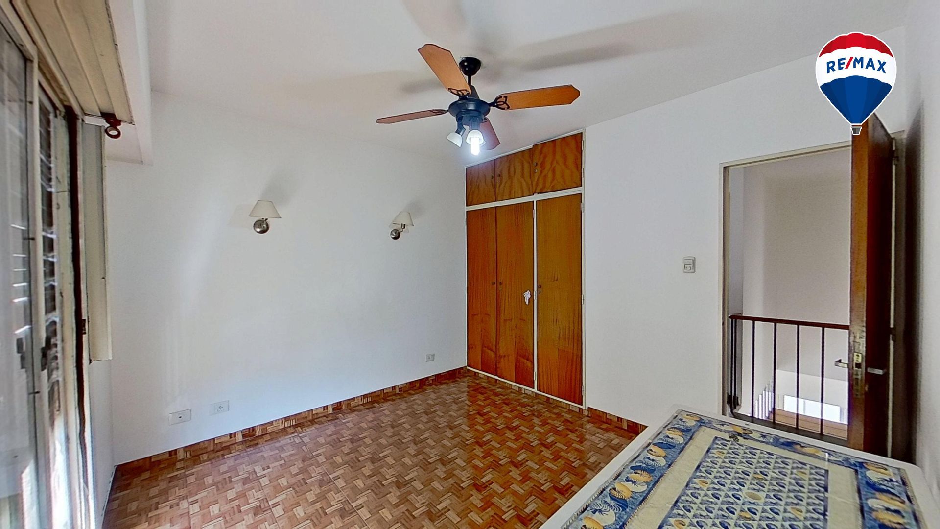 VENTA DUPLEX en OLIVOS GOLF con Garage-Muy Bueno