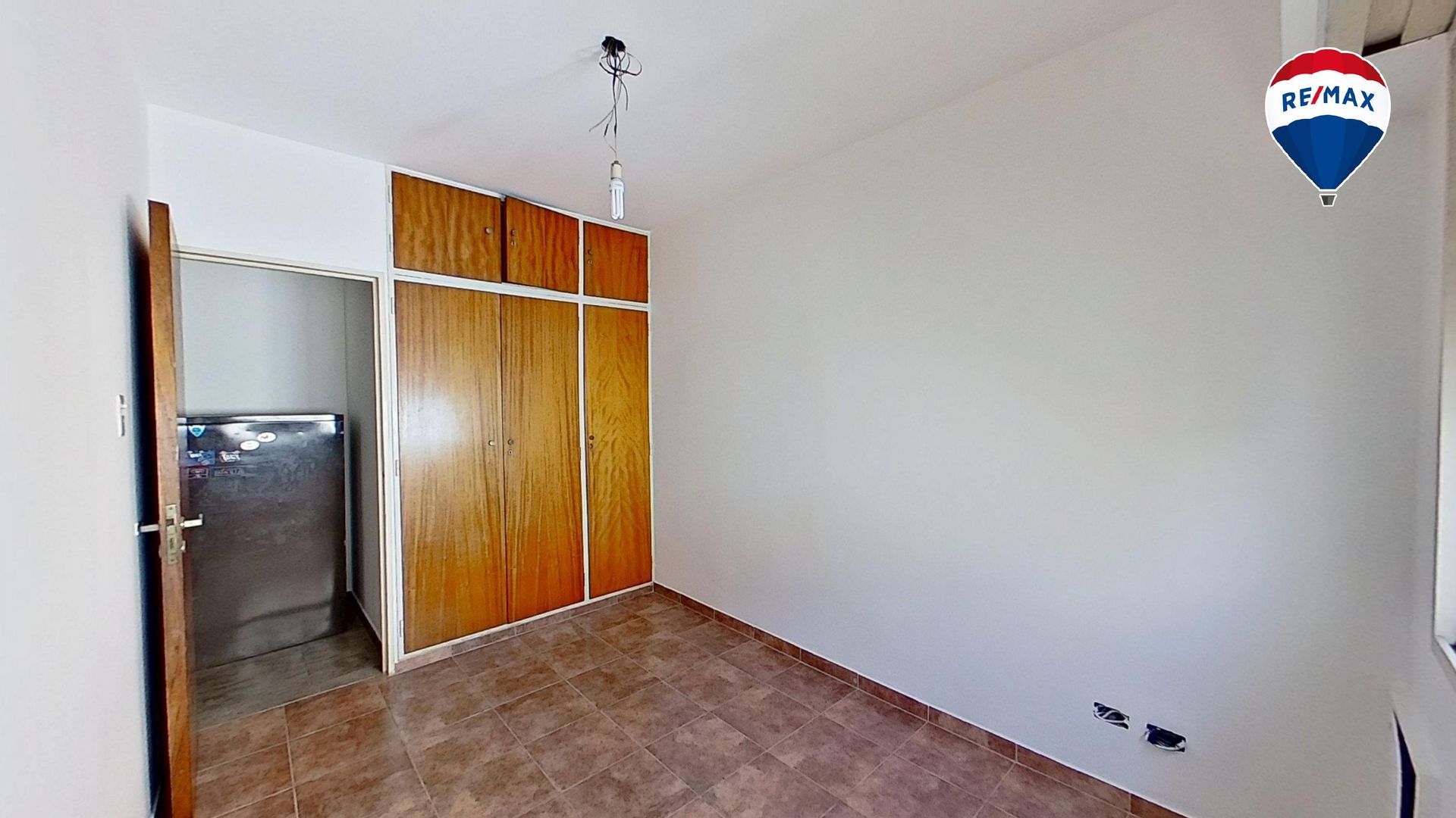 VENTA DUPLEX en OLIVOS GOLF con Garage-Muy Bueno