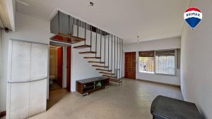 VENTA DUPLEX en OLIVOS GOLF con Garage-Muy Bueno