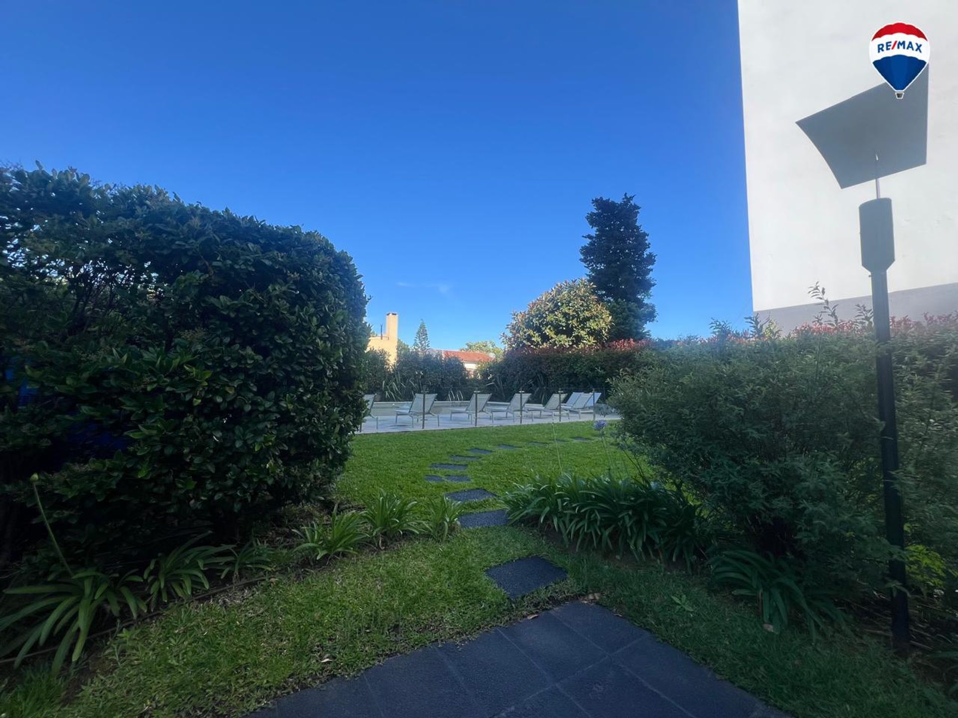 VENTA Depto. 3 Ambientes con Cochera - EXCELENTE
