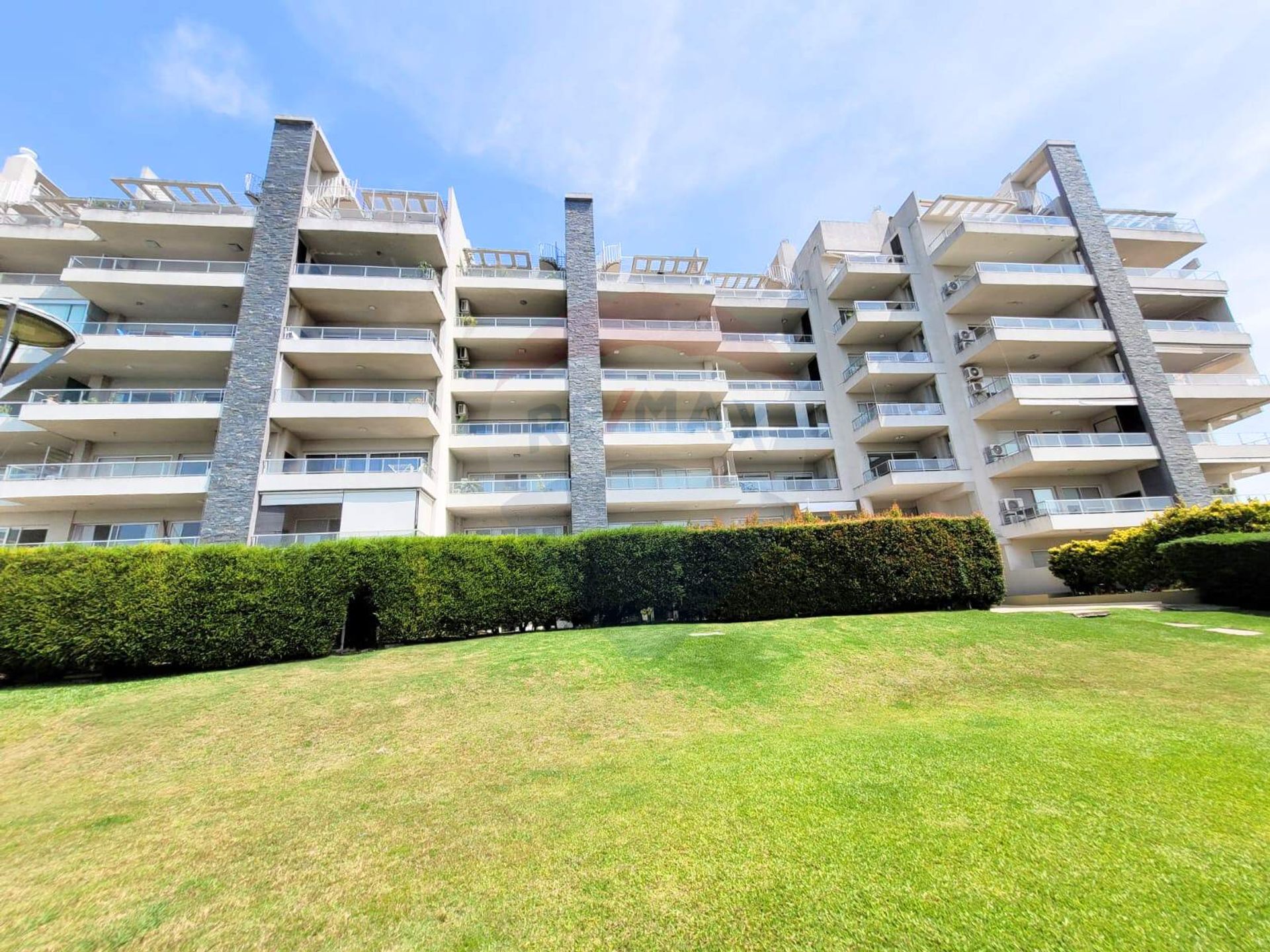 1-room apartment for sale in Nordelta Bacón, credit available